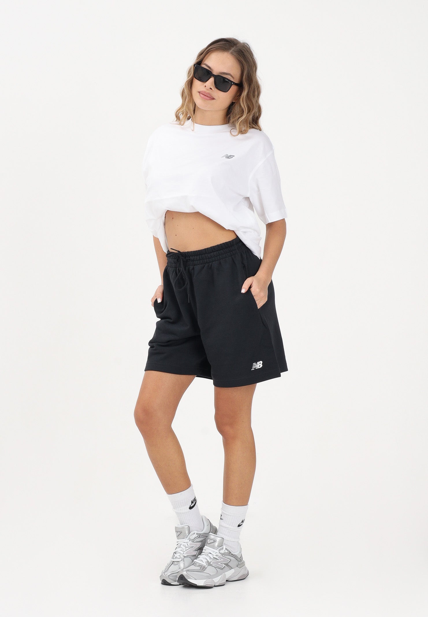 NEW BALANCE T-shirt a manica corta Sport Essentials bianca per uomo e donna MT41509WT . NEW BALANCE