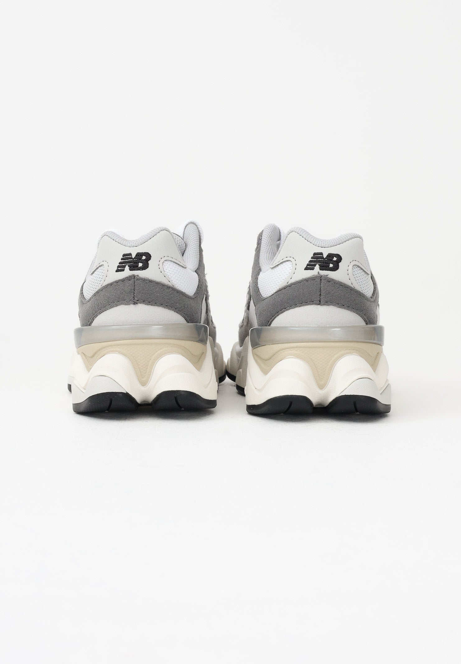 NEW BALANCE Sneakers 9060 Lace grigie per bambino e bambina PC9060GY . NEW BALANCE