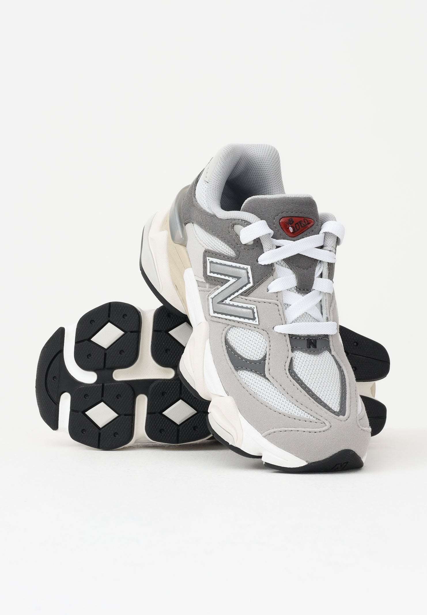 NEW BALANCE Sneakers 9060 Lace grigie per bambino e bambina PC9060GY . NEW BALANCE
