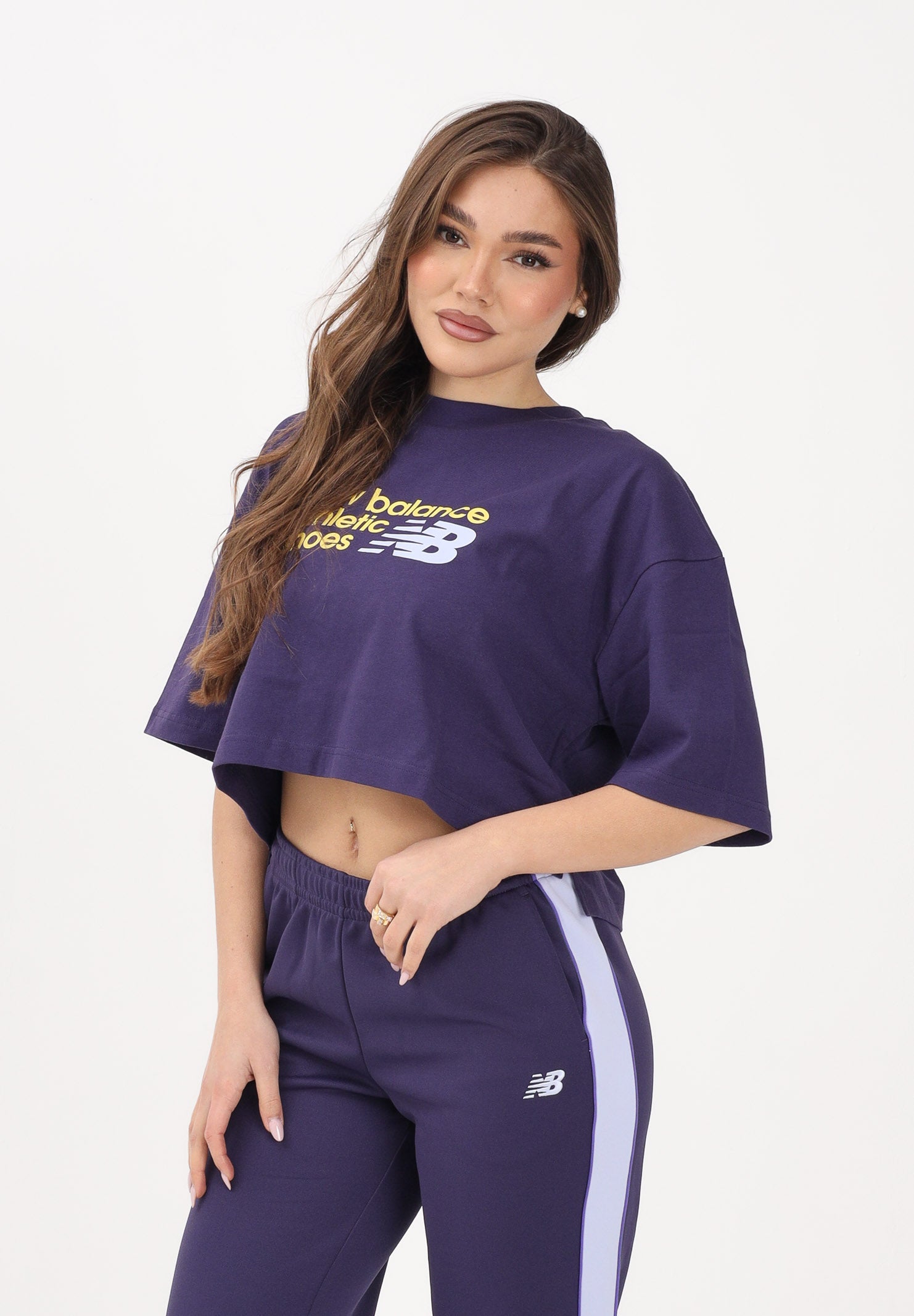 NEW BALANCE T-shirt a manica corta Athletics Premium Chest Logo viola da donna WT51908BOY . NEW BALANCE