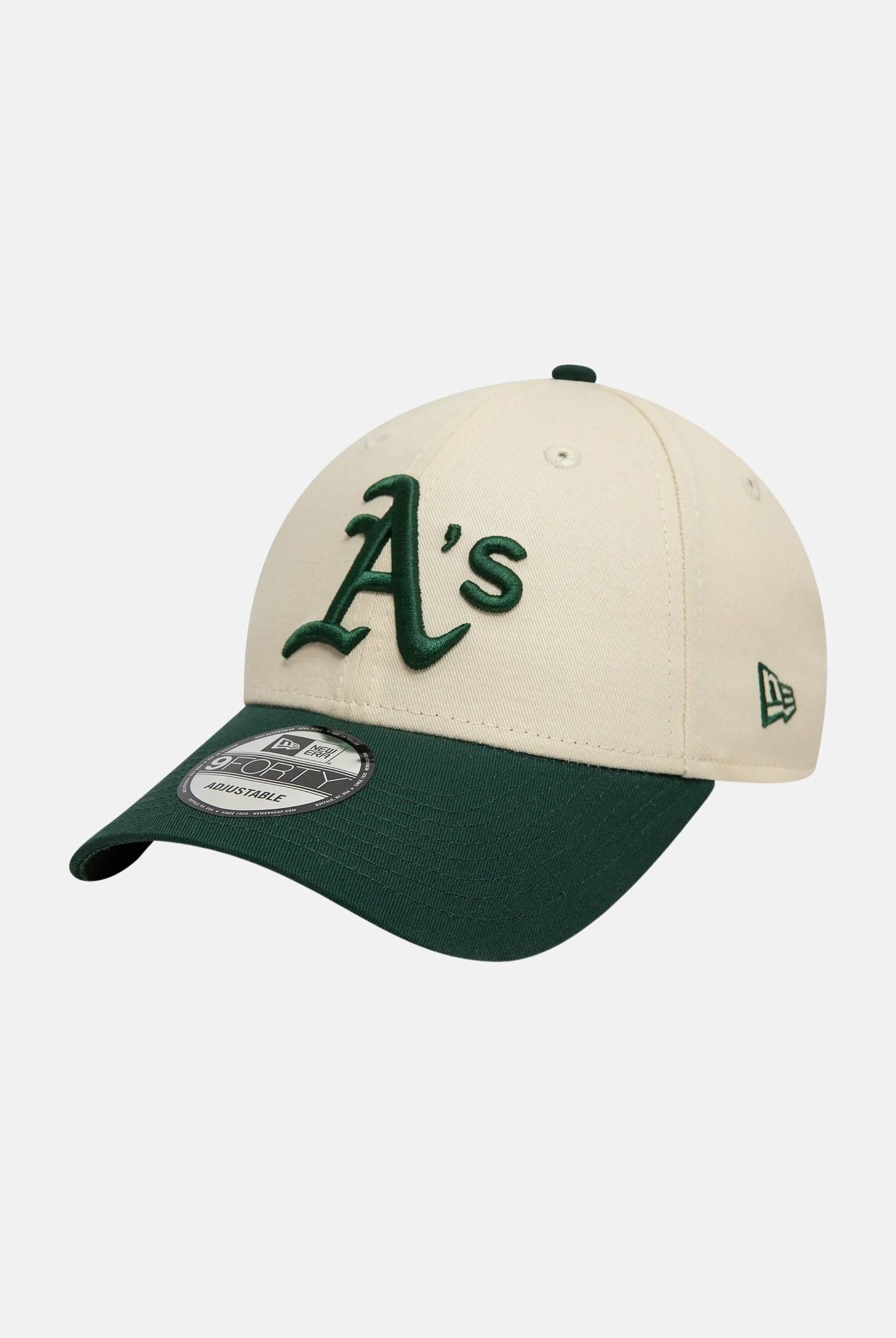 NEW ERA Cappello con visiera 9FORTY A-Frame Oakland Athletics panna e verde per uomo e donna 60595214 . NEW ERA