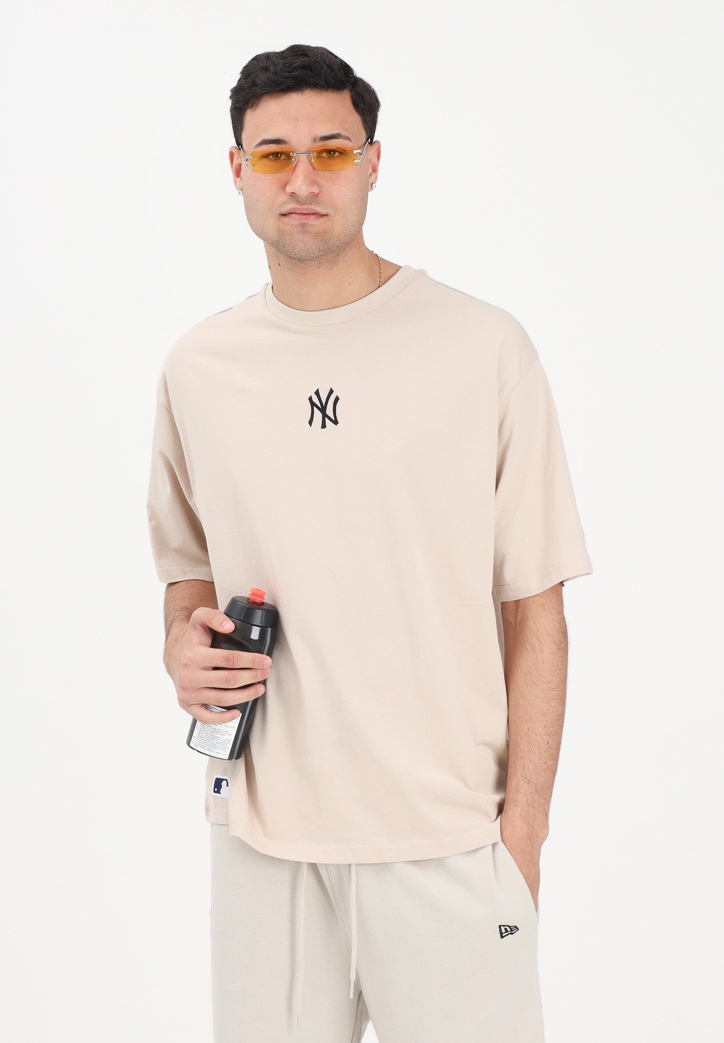 NEW ERA T-shirt a manica corta beige per uomo e donna con logo 60675747 . NEW ERA
