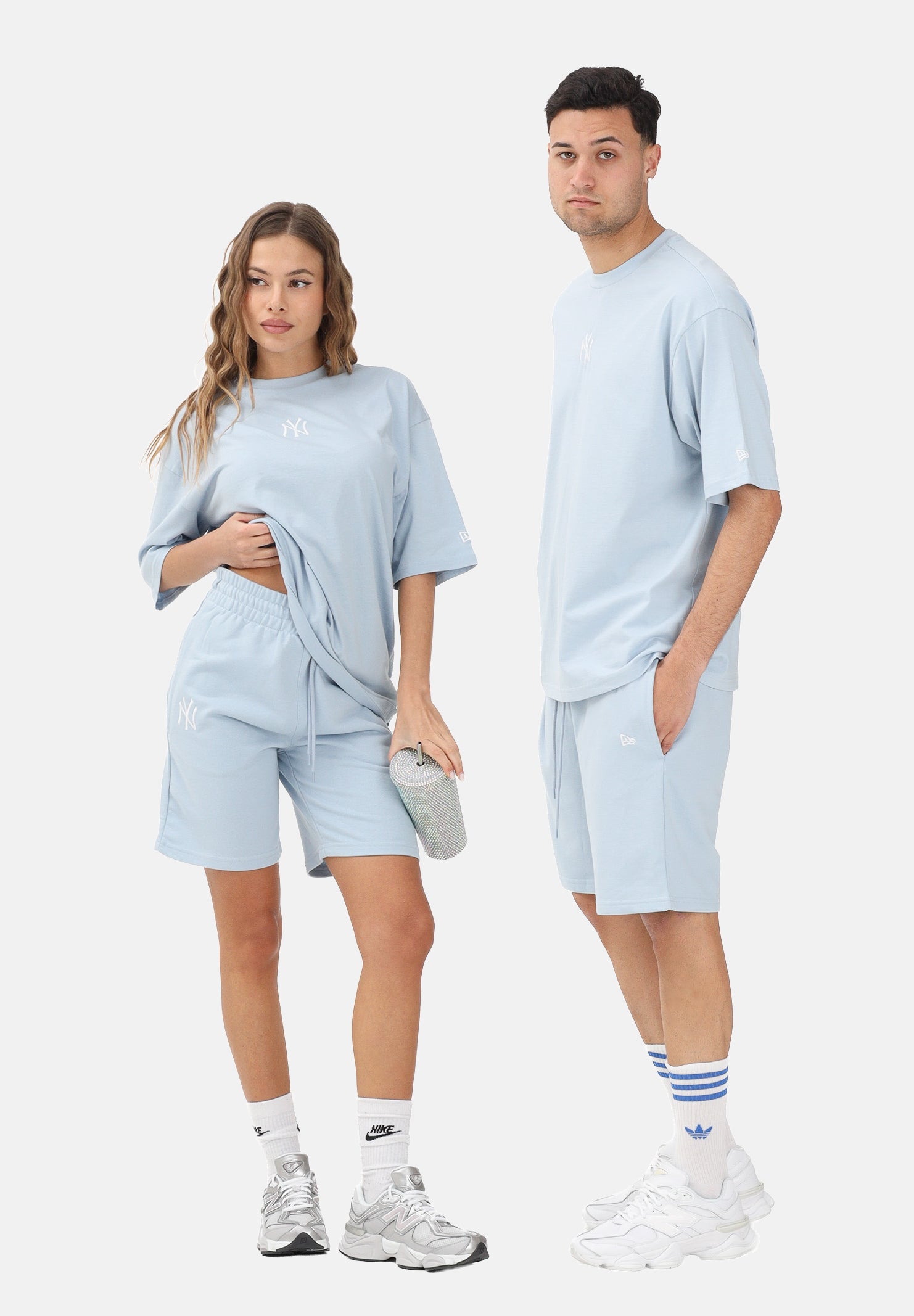 NEW ERA Shorts sportivo New York Yankees MLB League Essential Midi azzurro per uomo e donna 60771494 . NEW ERA