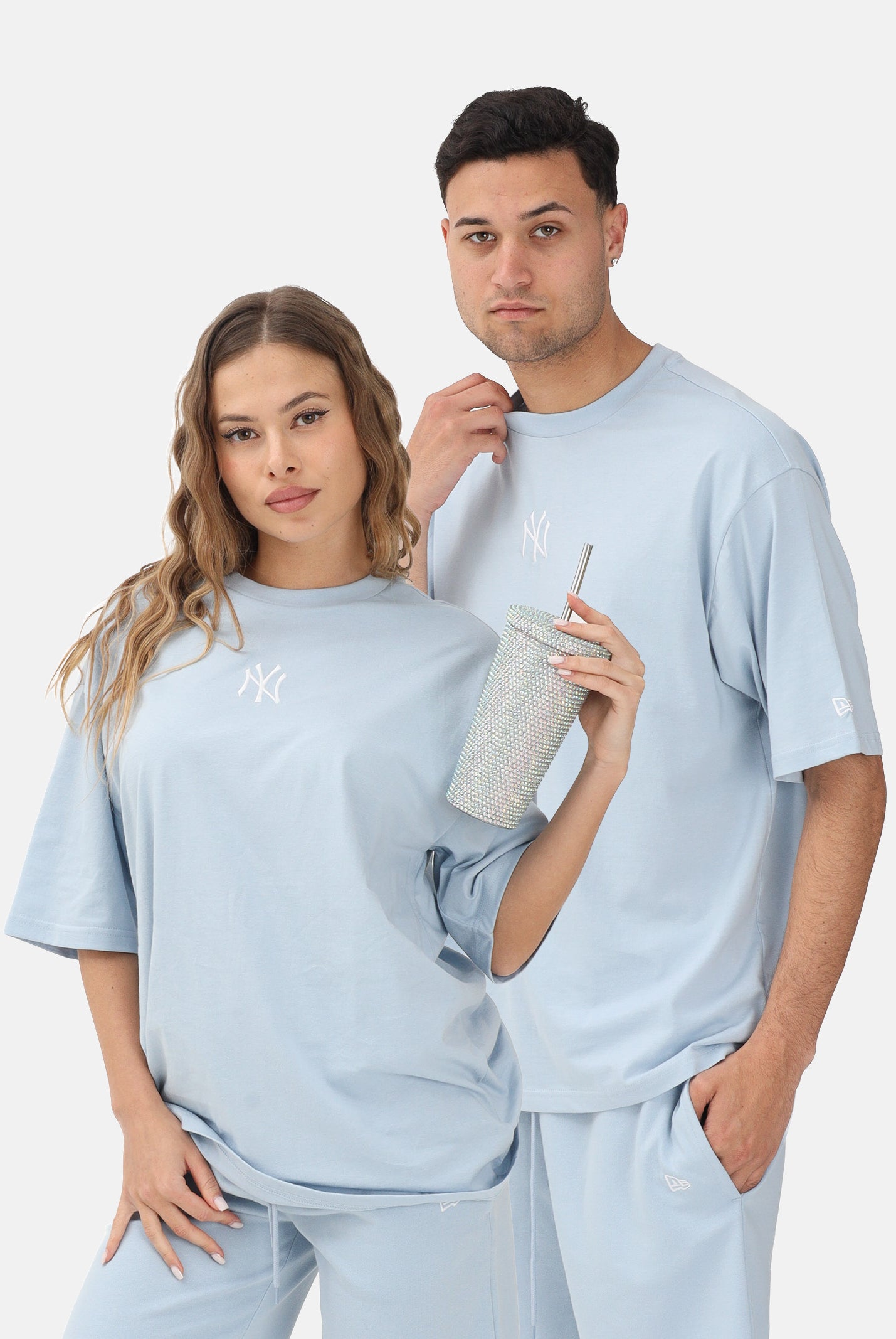 NEW ERA T-shirt a manica corta MLB League Essential Midi New York Yankees celeste per uomo e donna 60771500 . NEW ERA