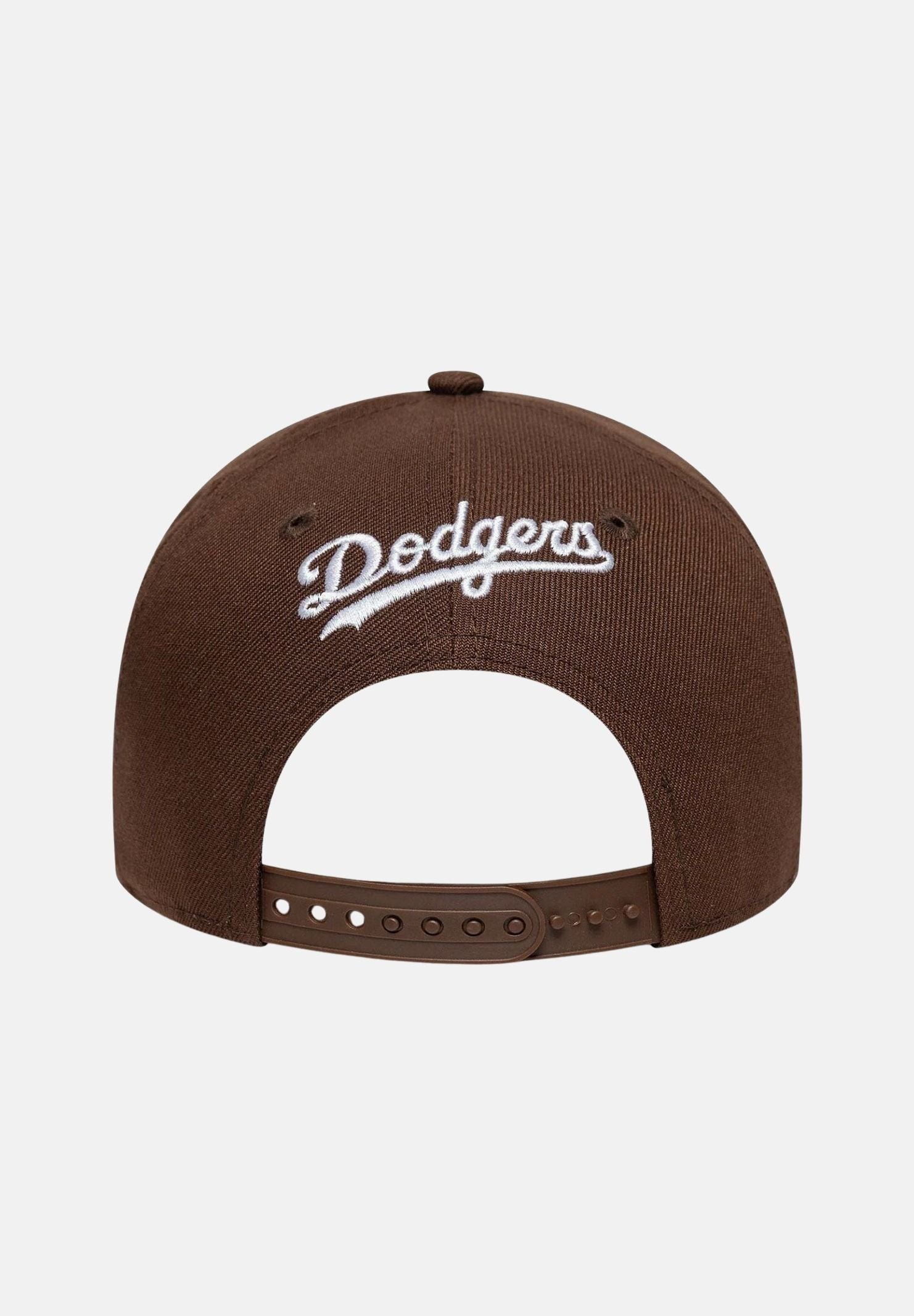 NEW ERA Cappello con visiera 9FORTY E-Frame LA Dodgers MLB Outline Script marrone per uomo e donna 60771811 . NEW ERA