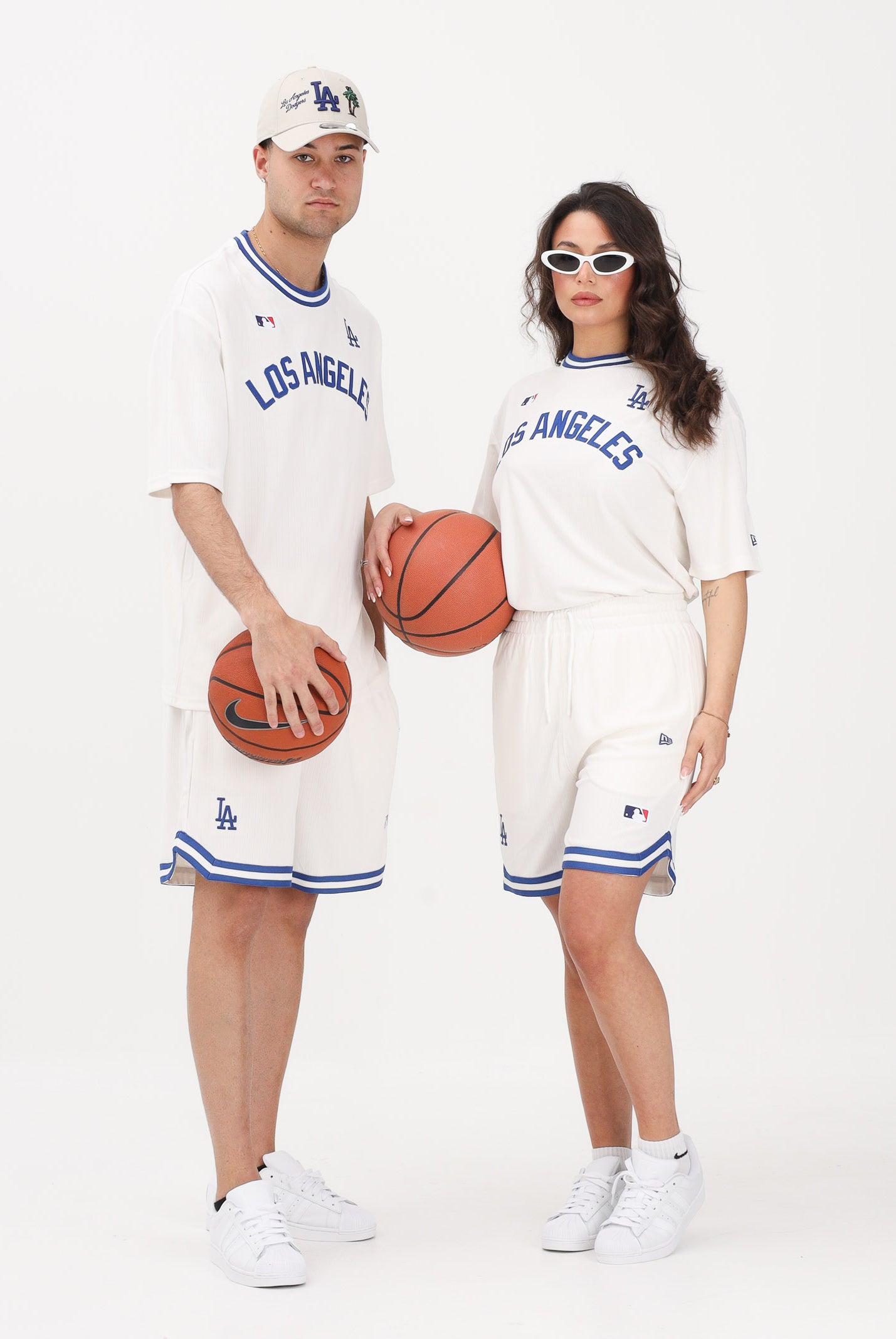 NEW ERA Shorts sportivo Oversized LA Dodgers MLB Arch panna per uomo e donna 60856133 . NEW ERA