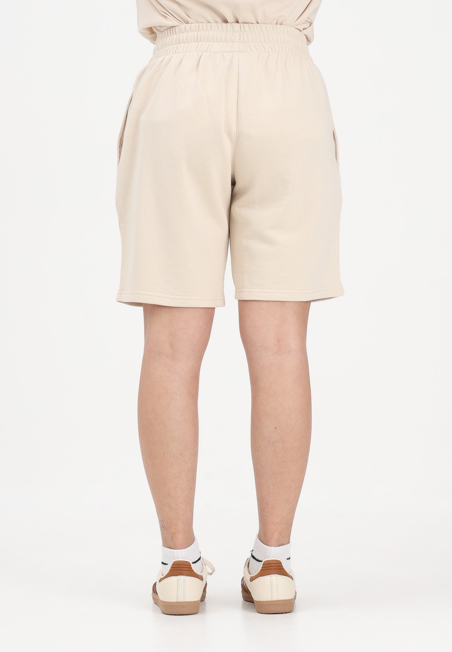 NEW ERA Shorts sportivo Chicago Bulls NBA Core Plus beige per uomo e donna 60856154 . NEW ERA