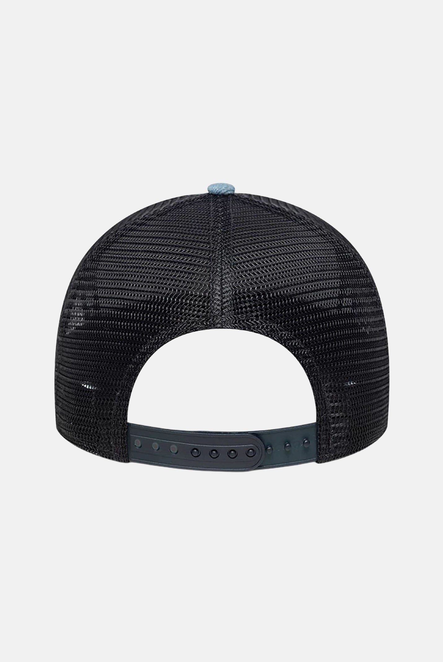 NEW ERA Cappello con visiera 9FORTY A-Frame Trucker New Era Leather Patch in denim chiaro per uomo e donna 60856334 . NEW ERA