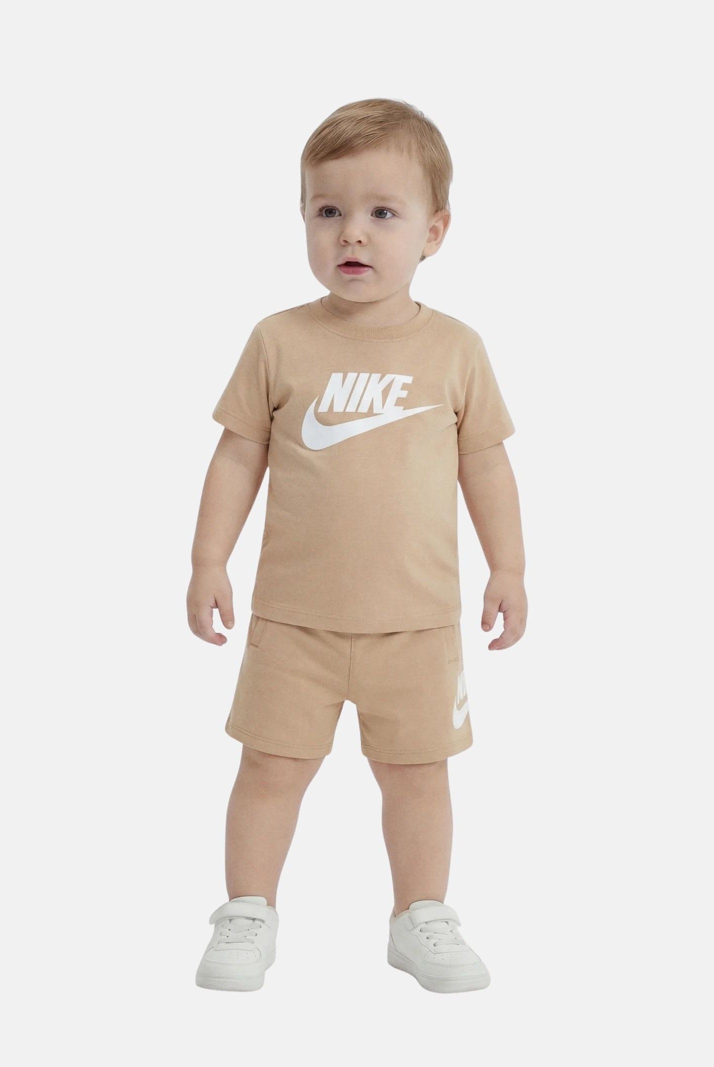 NIKE Completino CLUB TEE beige da neonato 66L596 X0L NIKE