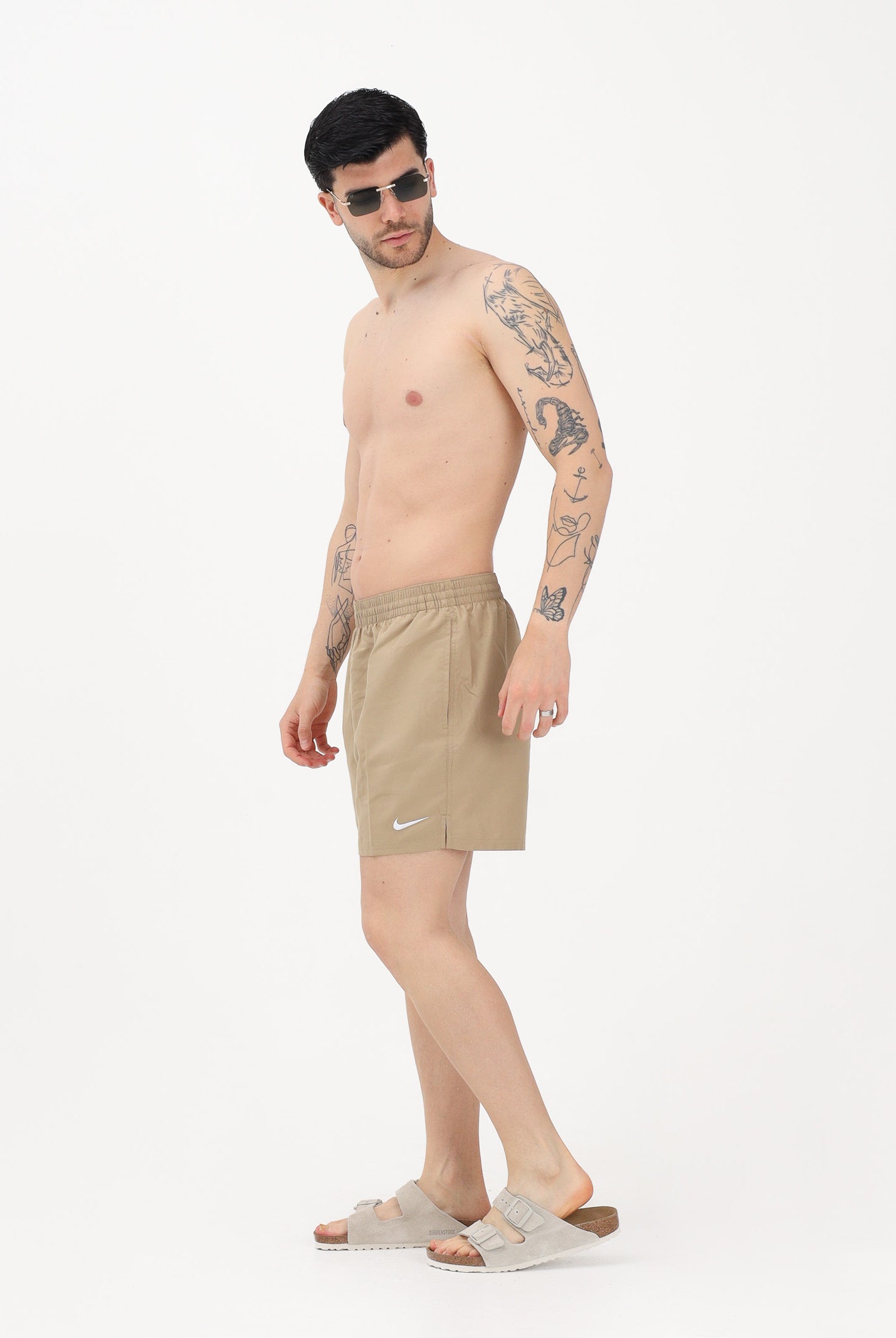 NIKE Shorts mare beige da uomo con logo NESSF560 241 NIKE
