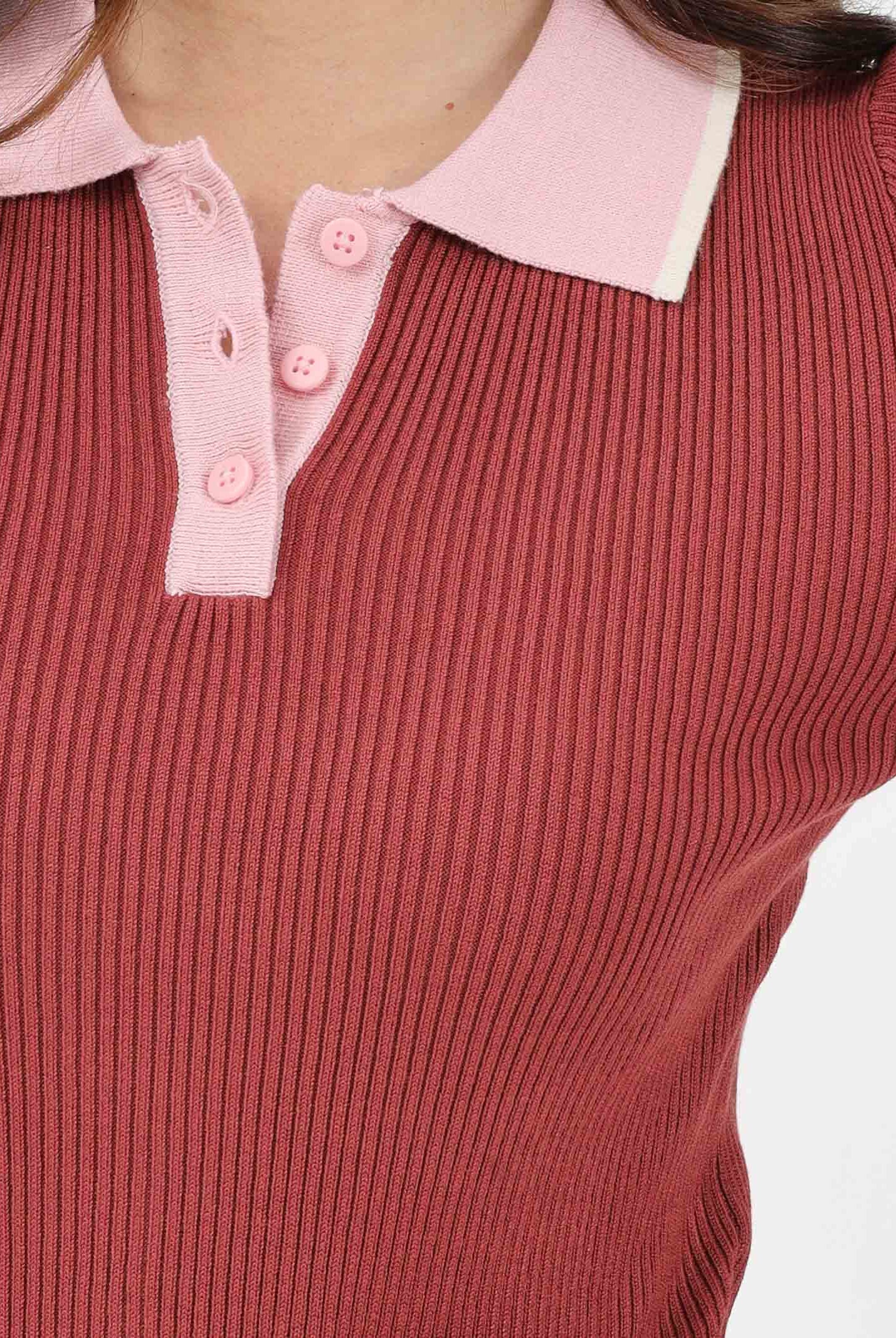 ONLY Polo in maglia a maniche corte mattone da donna con colletto a contrasto 15363165 Re ONLY