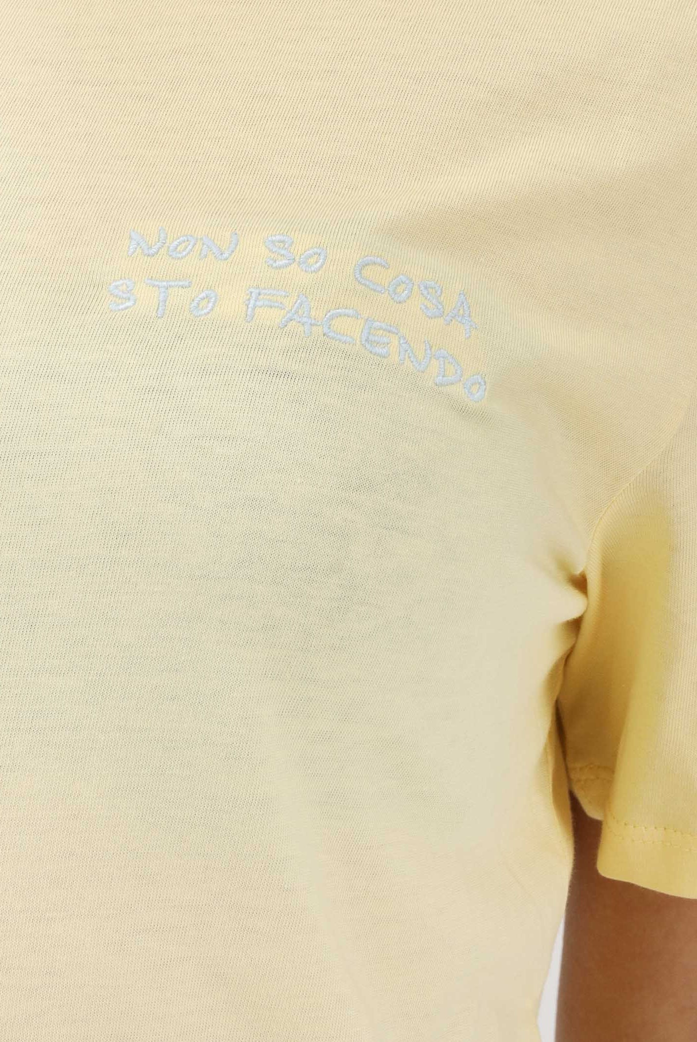 ONLY T-shirt a manica corta gialla da donna con ricamo 15368637 PABA ONLY