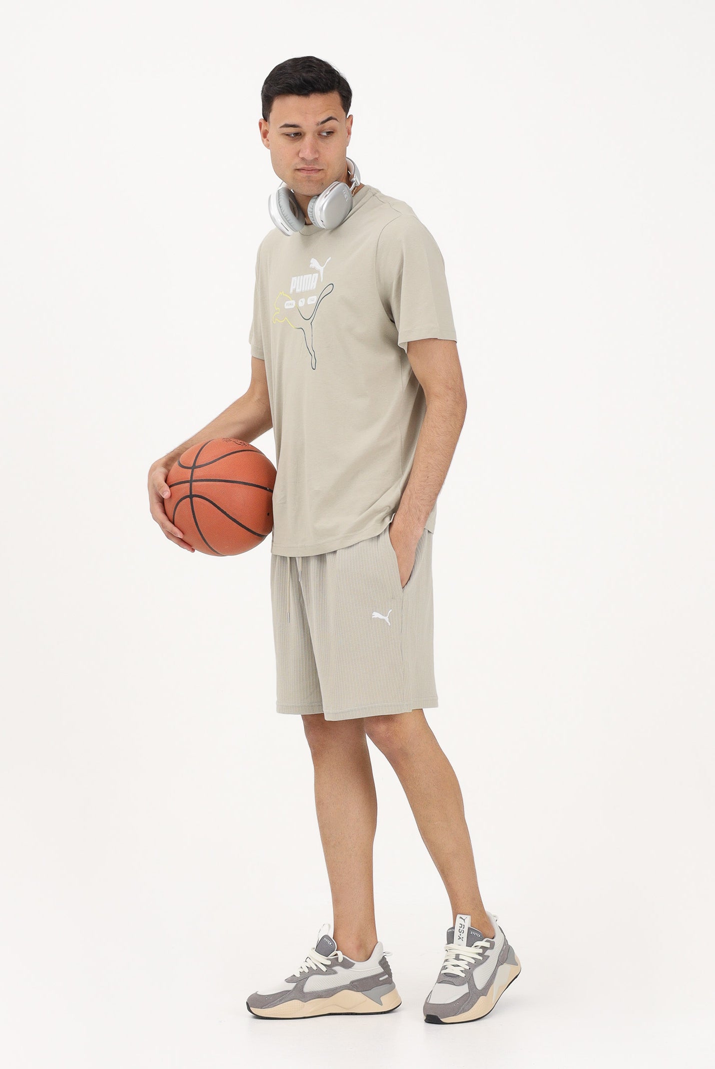 PUMA Shorts sportivo Wardrobe Ess beige da uomo 634367 61 PUMA