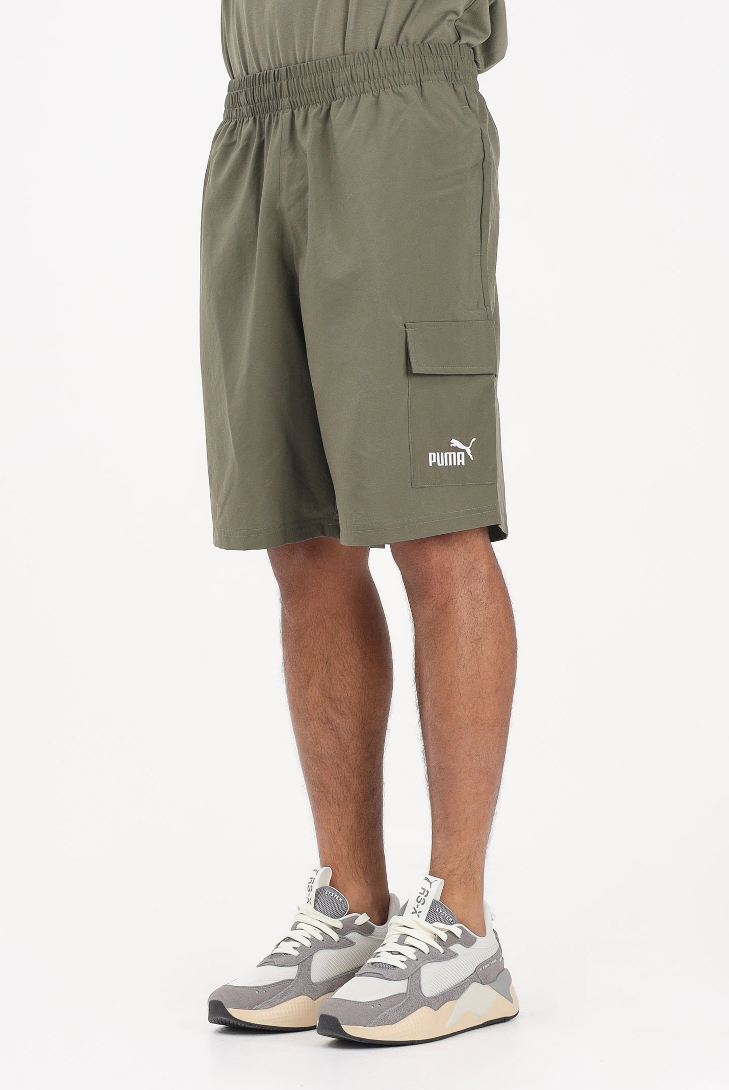 PUMA Shorts sportivo Essentials Cargo verde militare da uomo 682664 81 PUMA