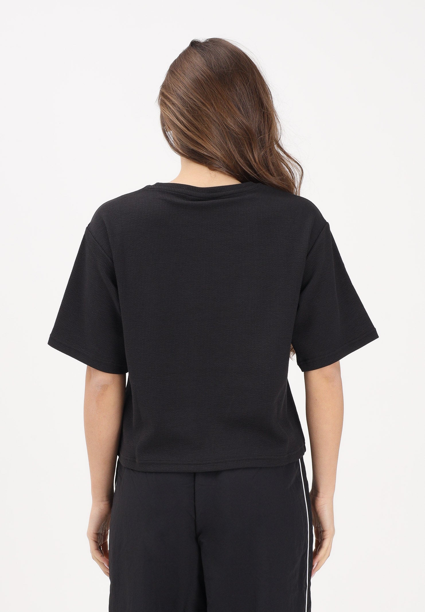 PUMA T-shirt a manica corta Essentials Elevated Relaxed nera da donna 691813 01 PUMA