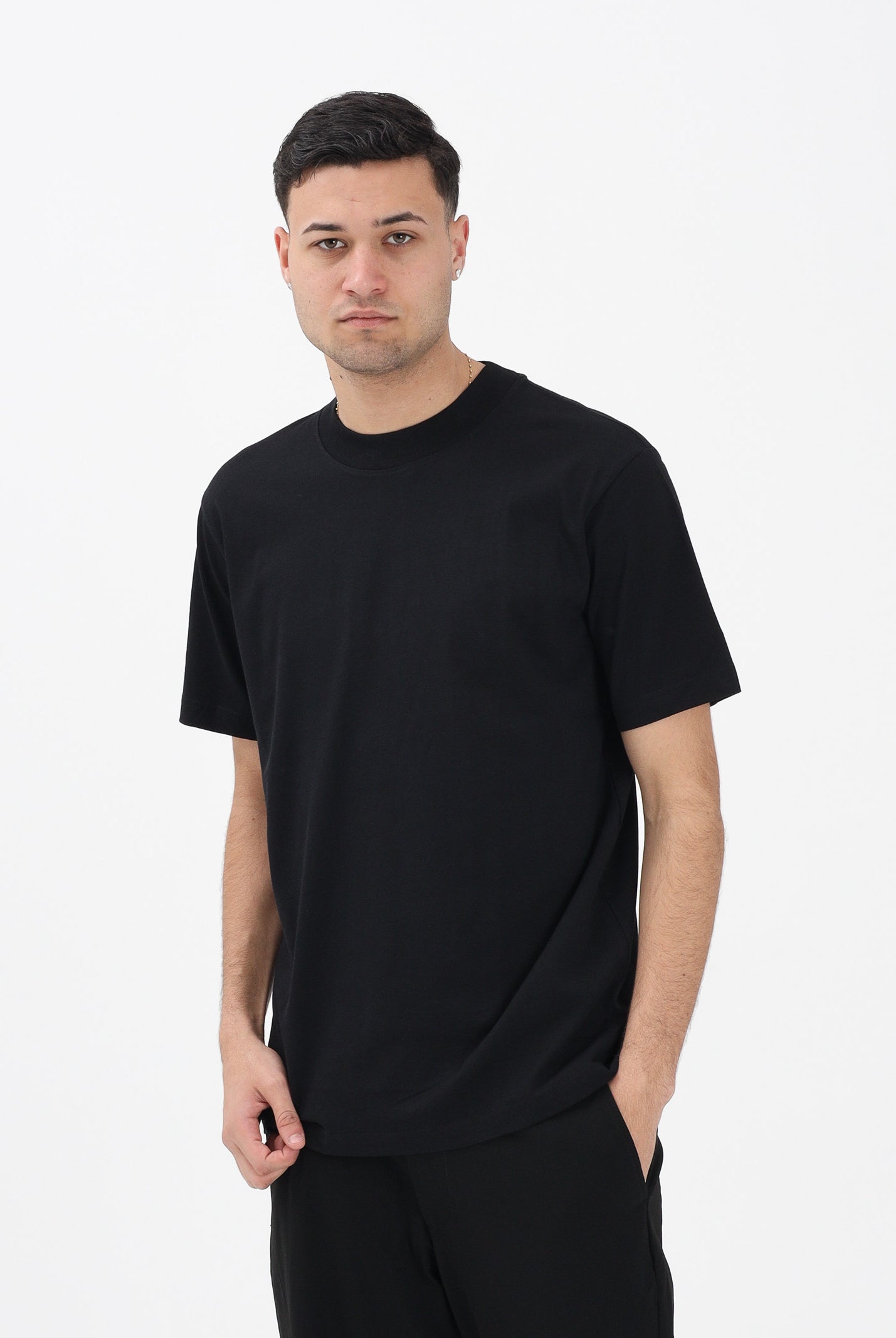 SELECTED HOMME T-shirt a manica corta nera da uomo 16077385 BL SELECTED HOMME