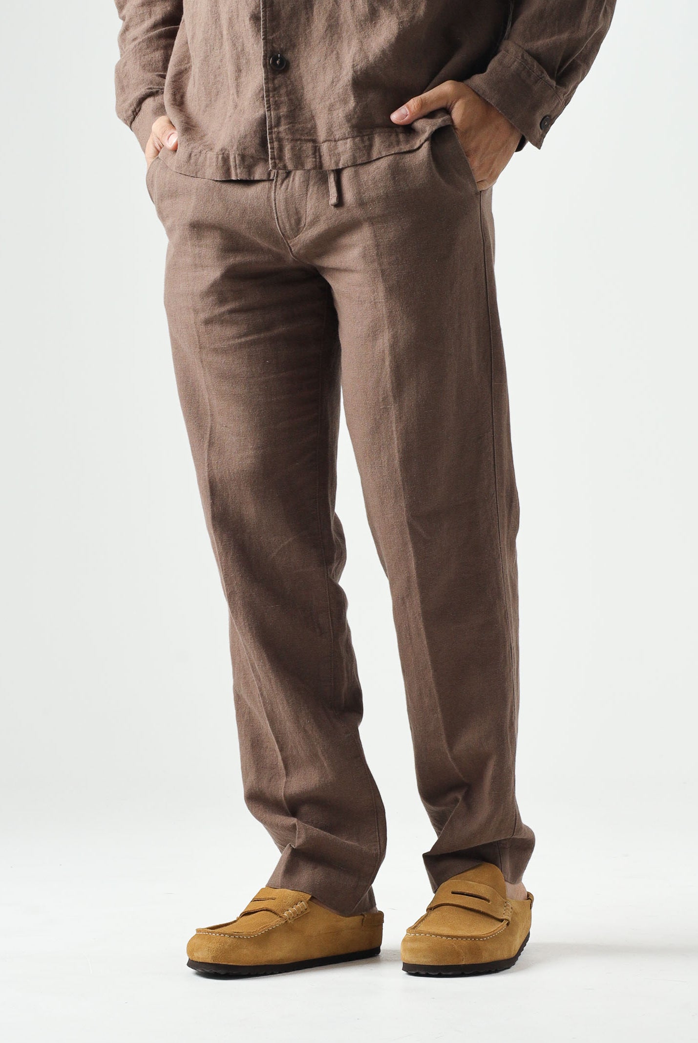 SELECTED HOMME Pantaloni LEROY Chocolate Marrone da uomo con linea dritta. 16096224 CH SELECTED HOMME