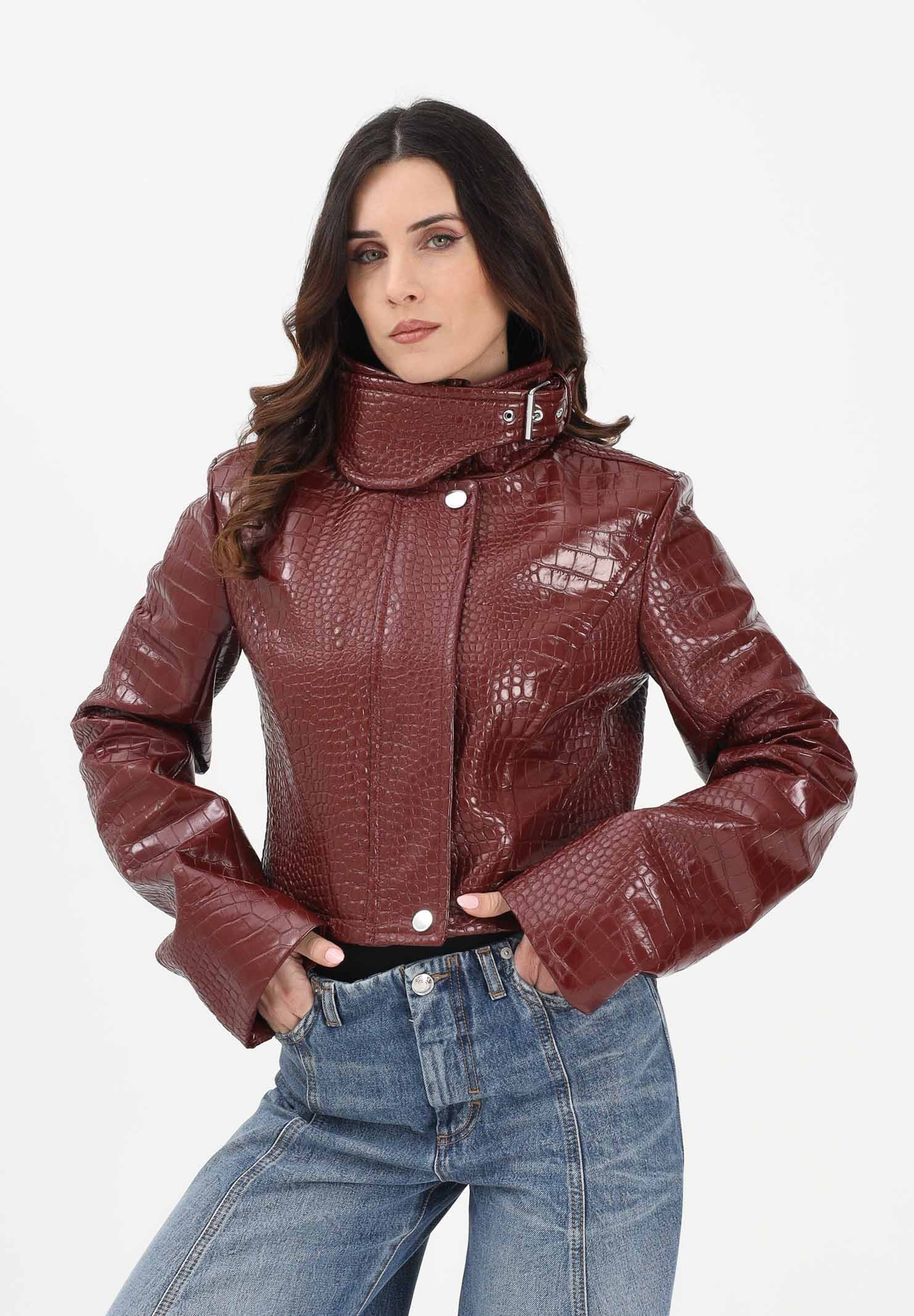 SPORTMAX Giubbotto corto SPXSULTANO bordeaux da donna in vernice con stampa alligatore 2612041081600 004 SPORTMAX
