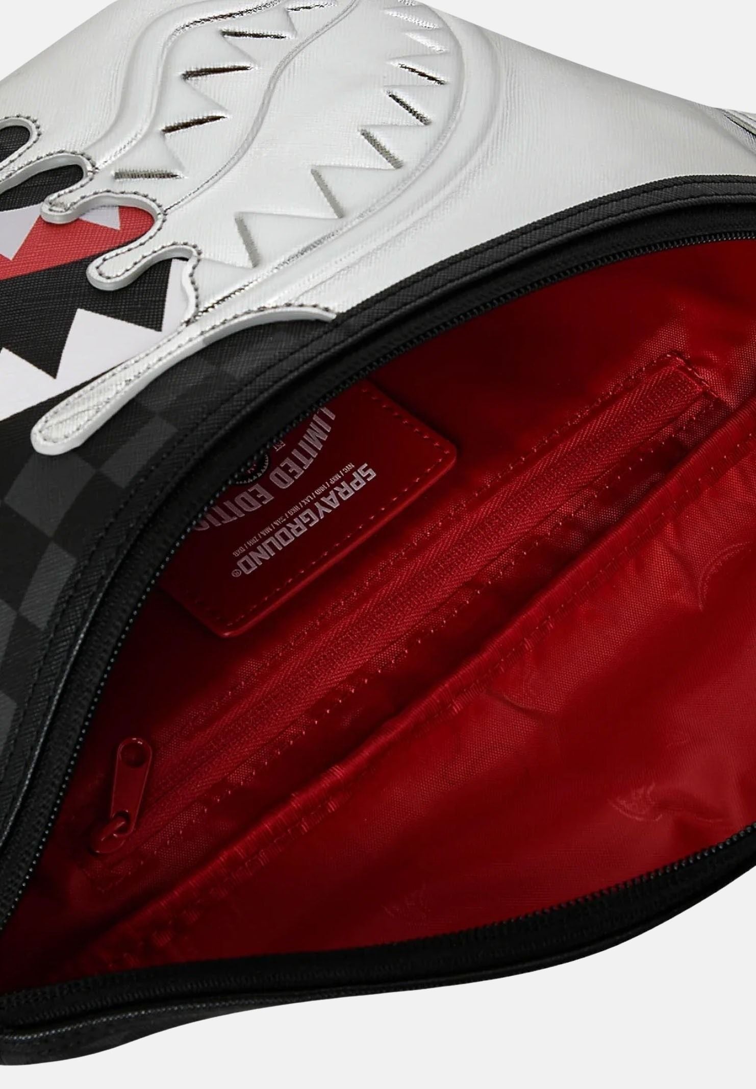 SPRAYGROUND Marsupio SILVER SIDE DRIP argento e nero per uomo e donna 910B8926NSZ . SPRAYGROUND