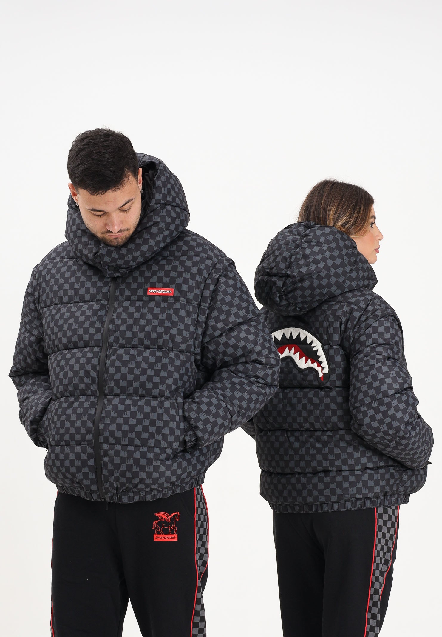 SPRAYGROUND Piumino Drip Check grigio e nero per uomo e donna SP748GRY . SPRAYGROUND