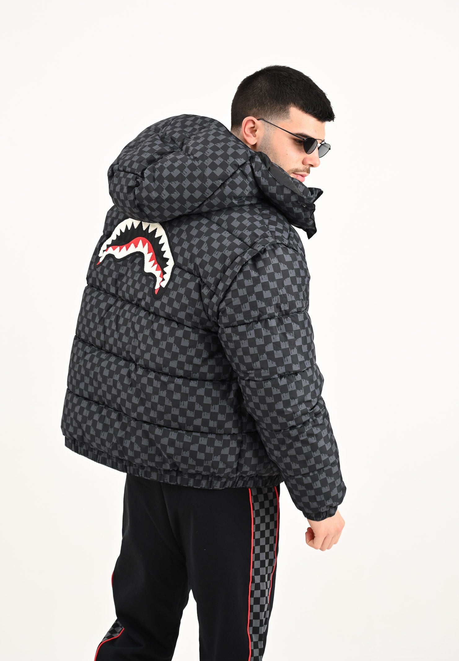 SPRAYGROUND Piumino Drip Check grigio e nero per uomo e donna SP748GRY . SPRAYGROUND