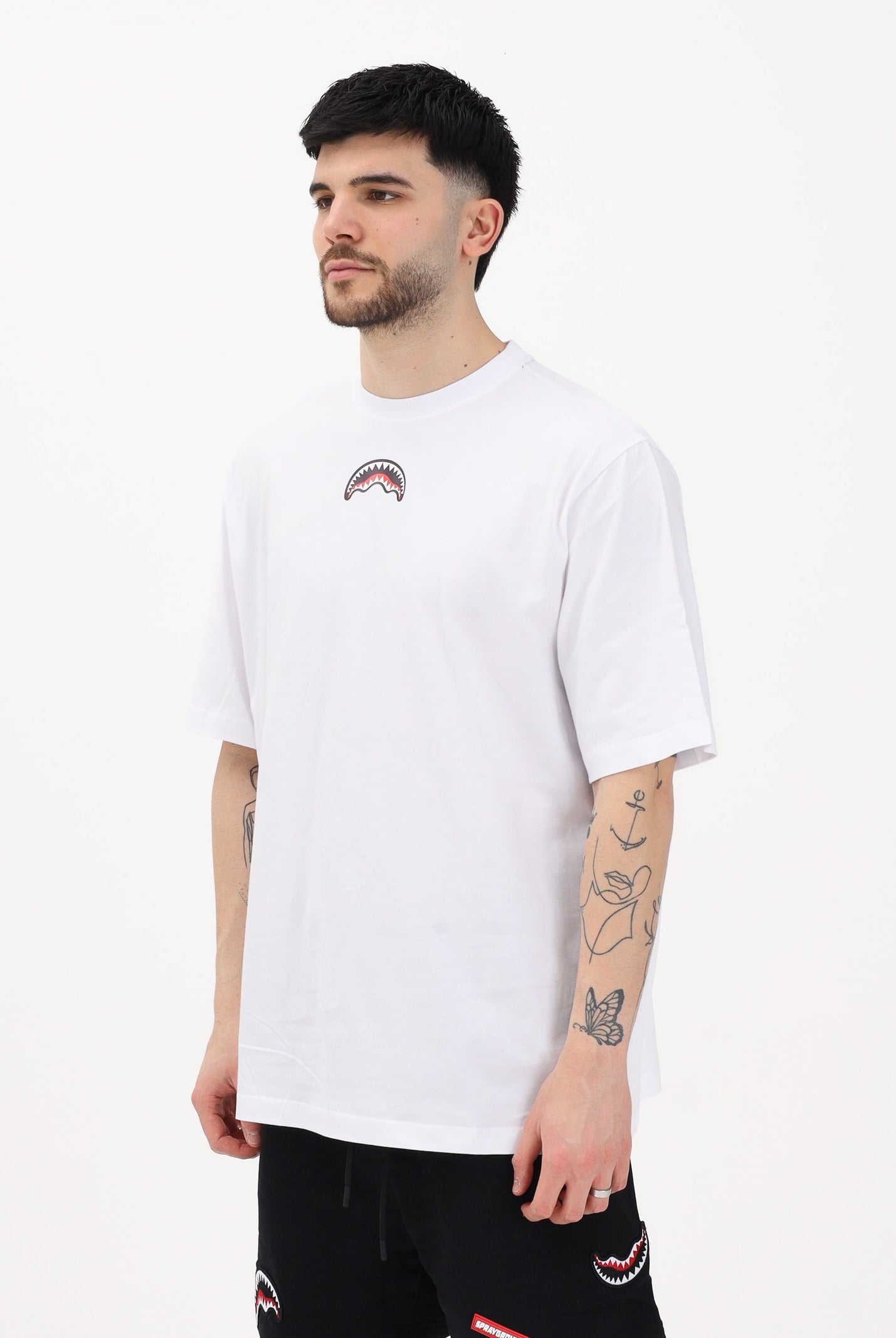 SPRAYGROUND T-shirt a manica corta bianca da uomo con stampa grafica sul retro SP875WHT . SPRAYGROUND