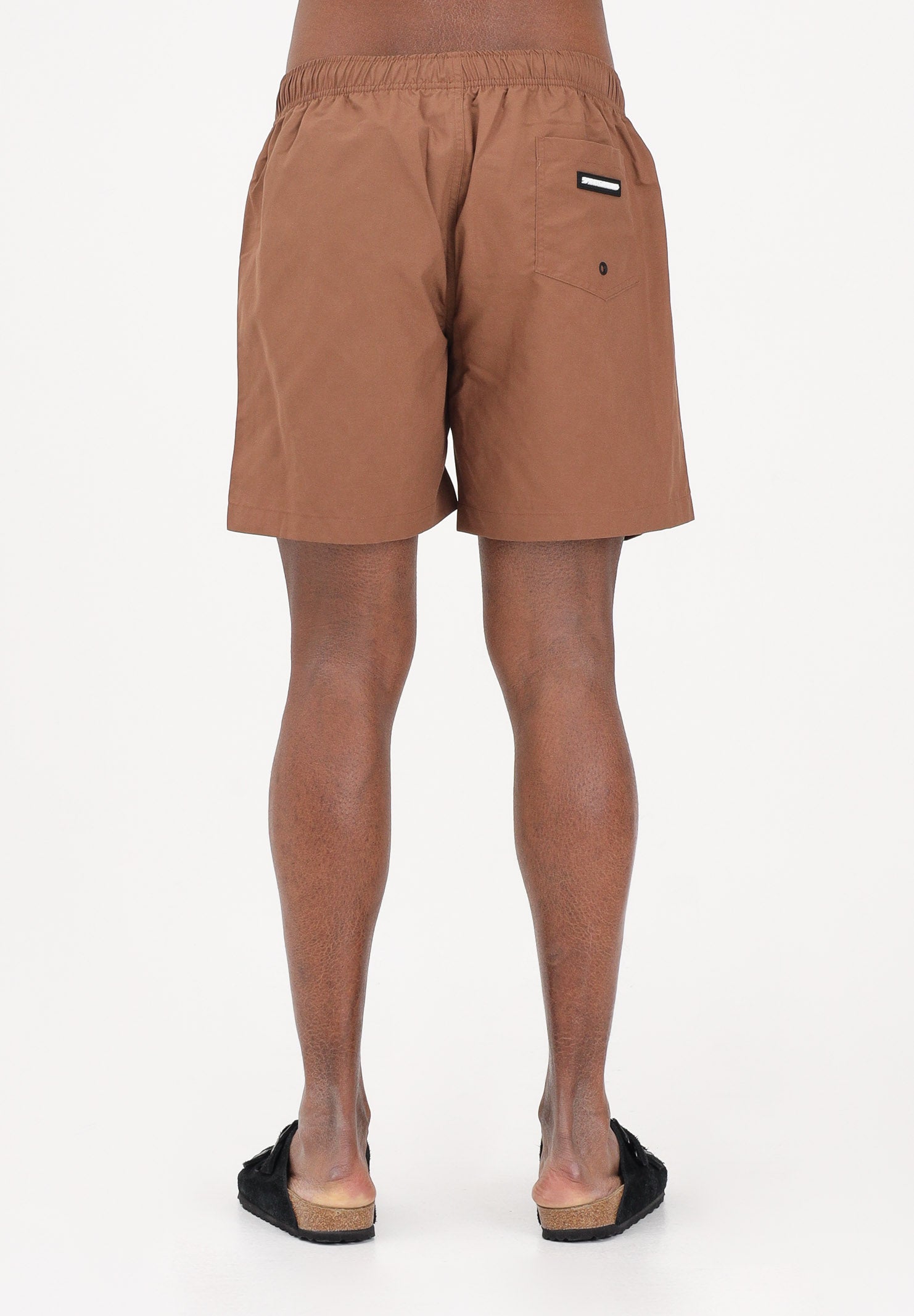 SPRAYGROUND Shorts mare marrone da uomo con patch shark SP925BRWN . SPRAYGROUND