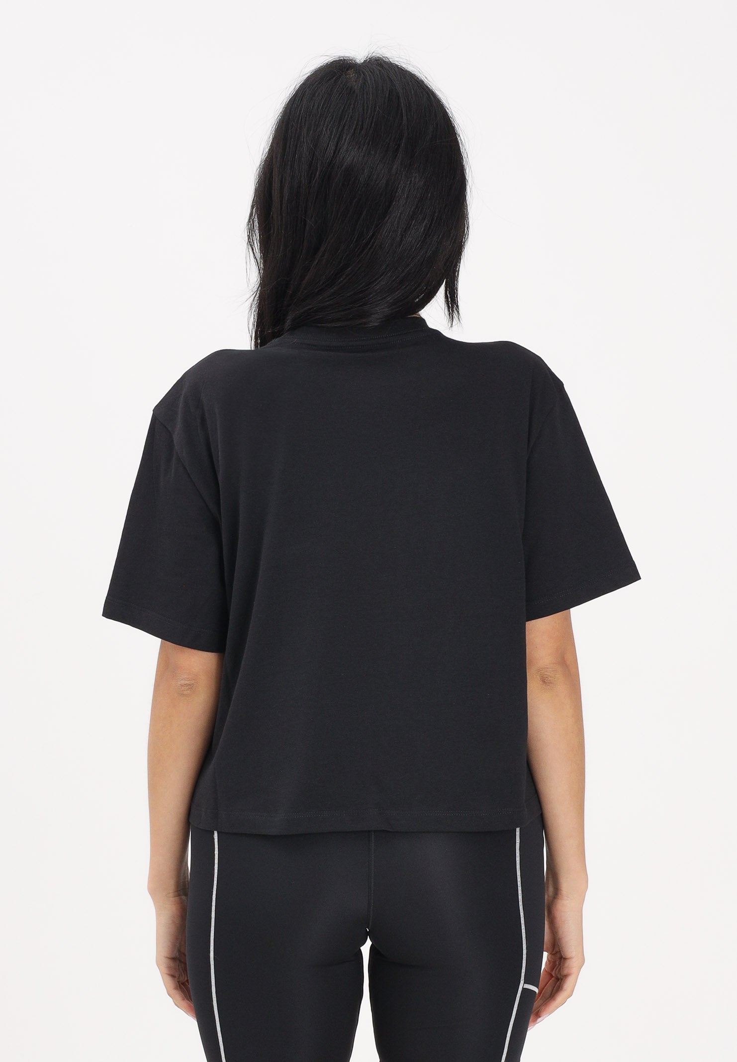 THE NORTH FACE T-shirt a manica corta Evolution Simple Dome Cropped Relaxed nera da donna NF0A8FDHJK31 . THE NORTH FACE