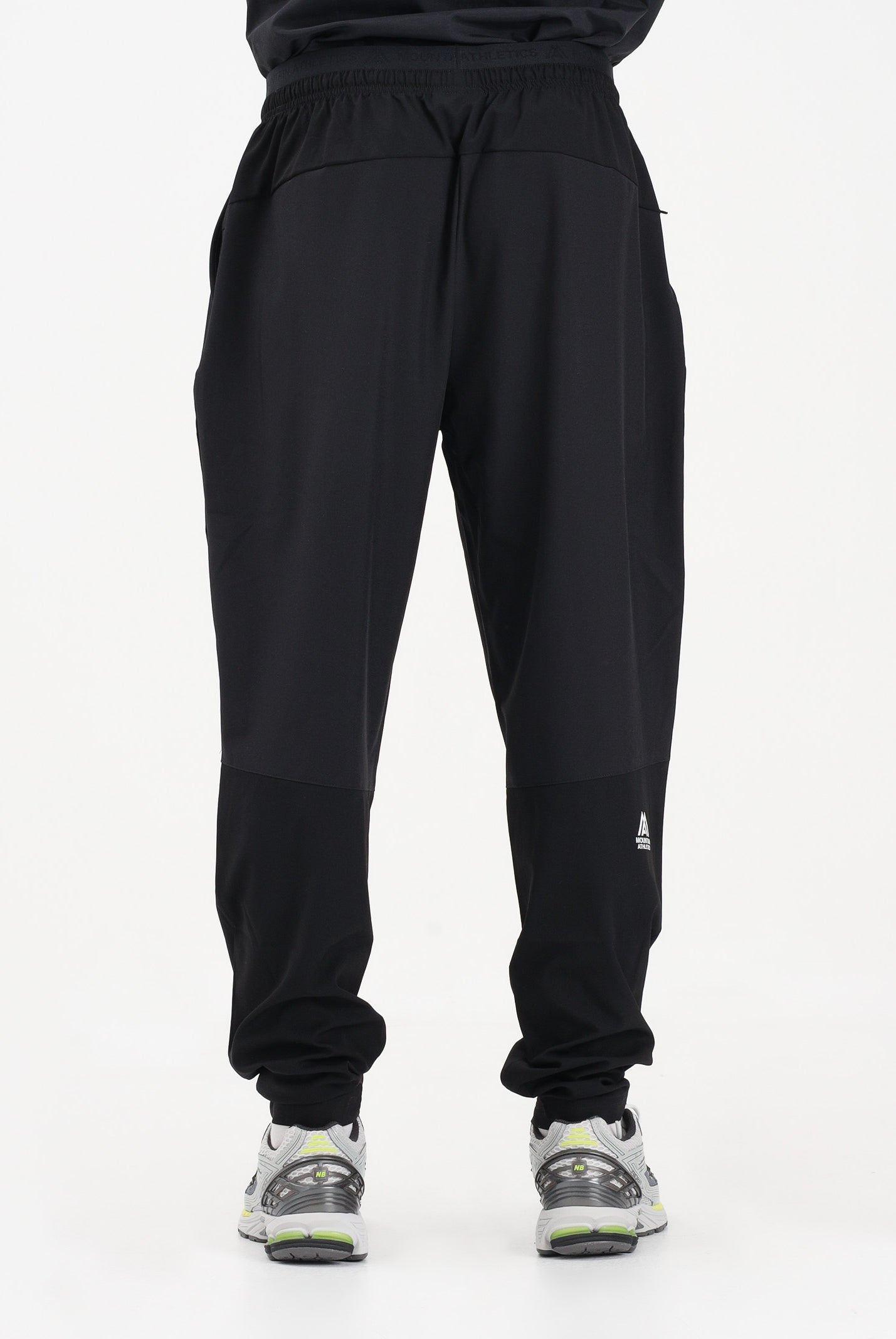 THE NORTH FACE Pantalone Mountain Athletics nero da uomo NF0A8G8FJK31 . THE NORTH FACE