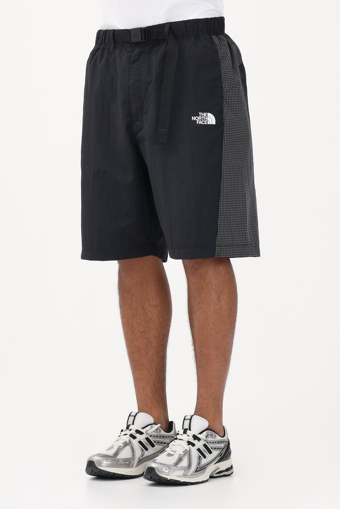 THE NORTH FACE Shorts sportivo NSE nero da uomo NF0A8GE5JK31 . THE NORTH FACE