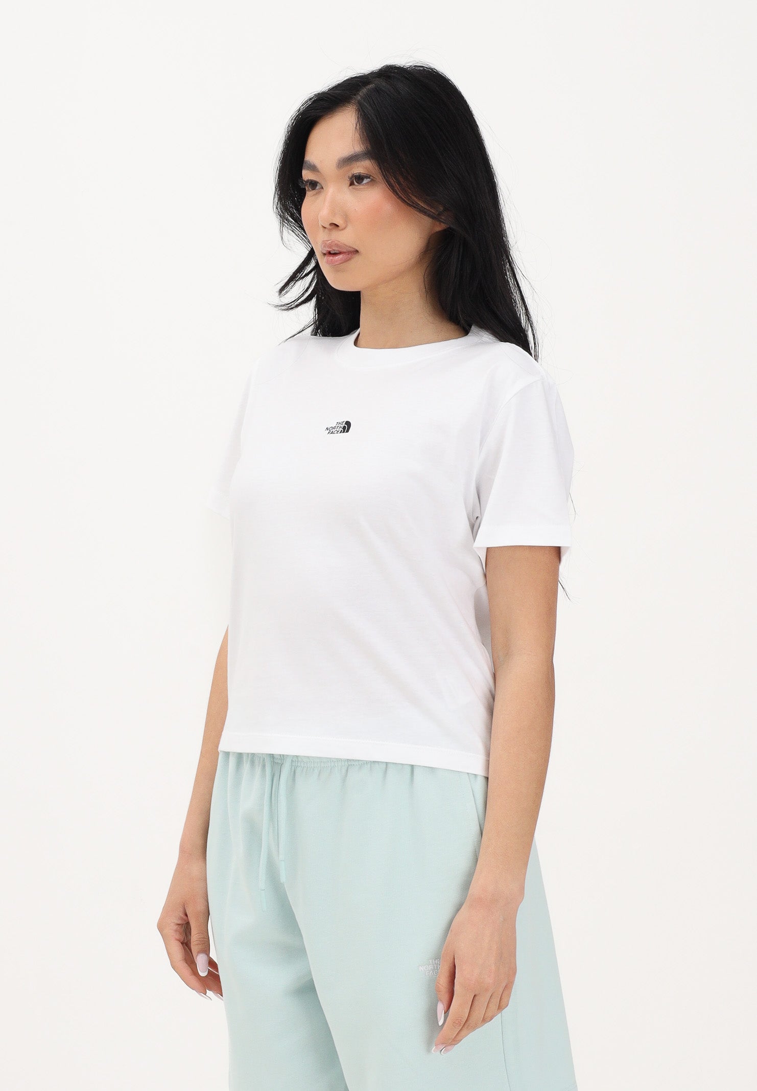 THE NORTH FACE T-shirt a manica corta Essential Regular Cutie bianca da donna NF0A8GR1FN41 . THE NORTH FACE