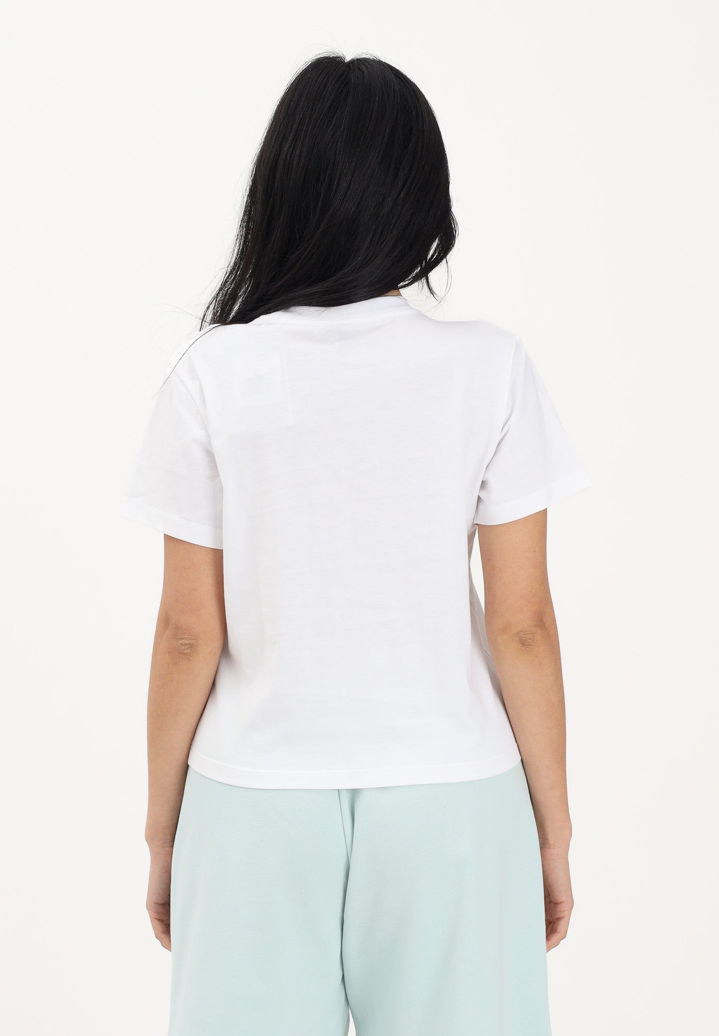 THE NORTH FACE T-shirt a manica corta Essential Regular Cutie bianca da donna NF0A8GR1FN41 . THE NORTH FACE