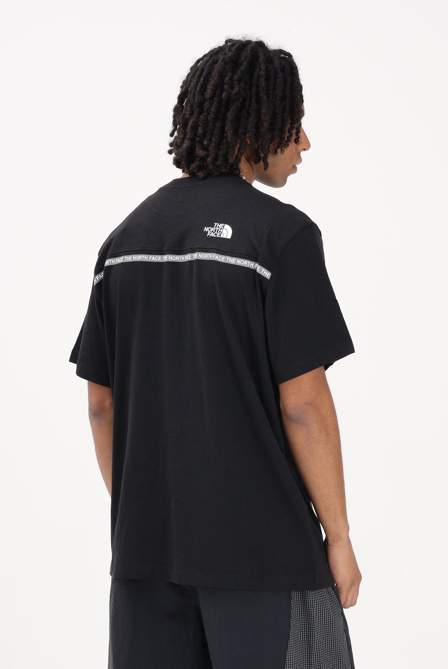 THE NORTH FACE T-shirt a manica corta Zumu Relaxed nera da uomo NF0A8GUYJK31 . THE NORTH FACE