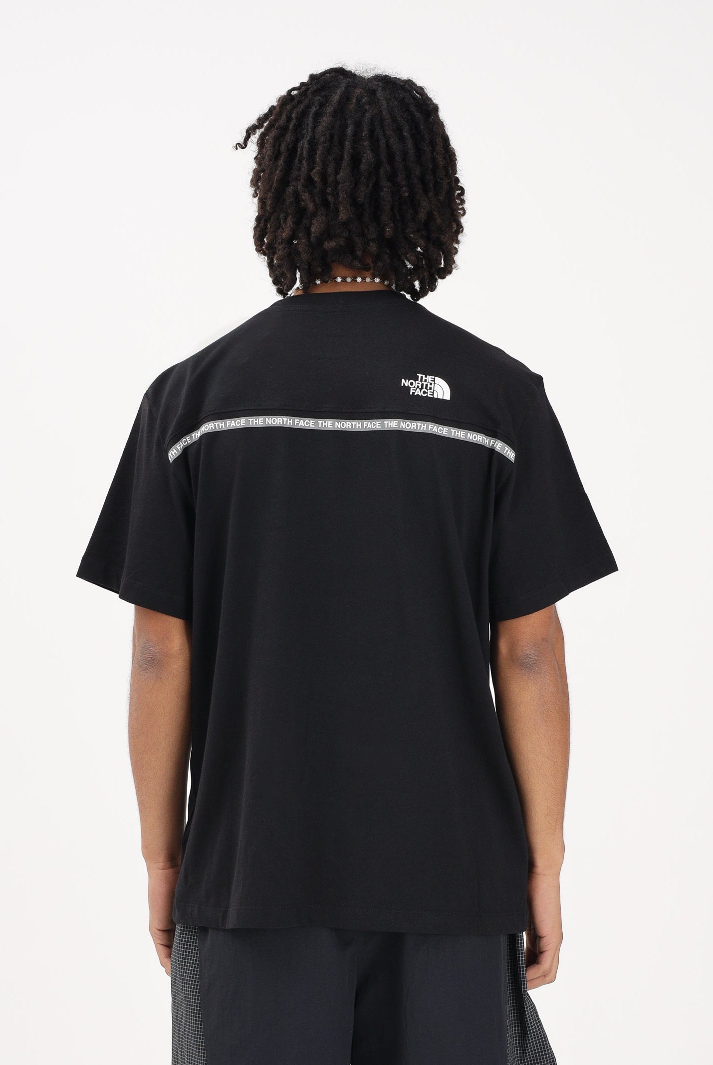 THE NORTH FACE T-shirt a manica corta Zumu Relaxed nera da uomo NF0A8GUYJK31 . THE NORTH FACE