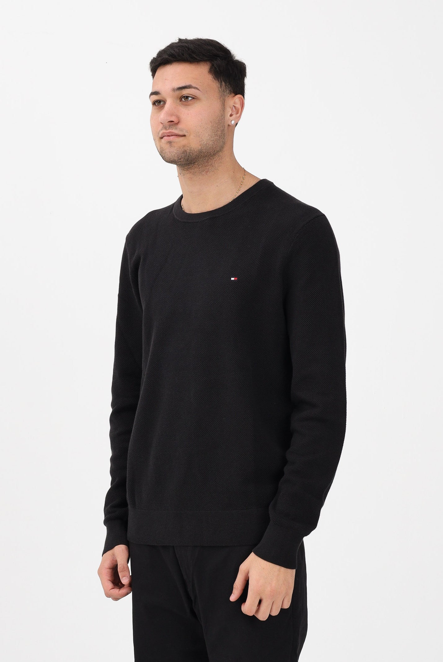 TOMMY HILFIGER Maglioncino girocollo nero da uomo con ricamo bandierina MW0MW36347 BDS TOMMY HILFIGER