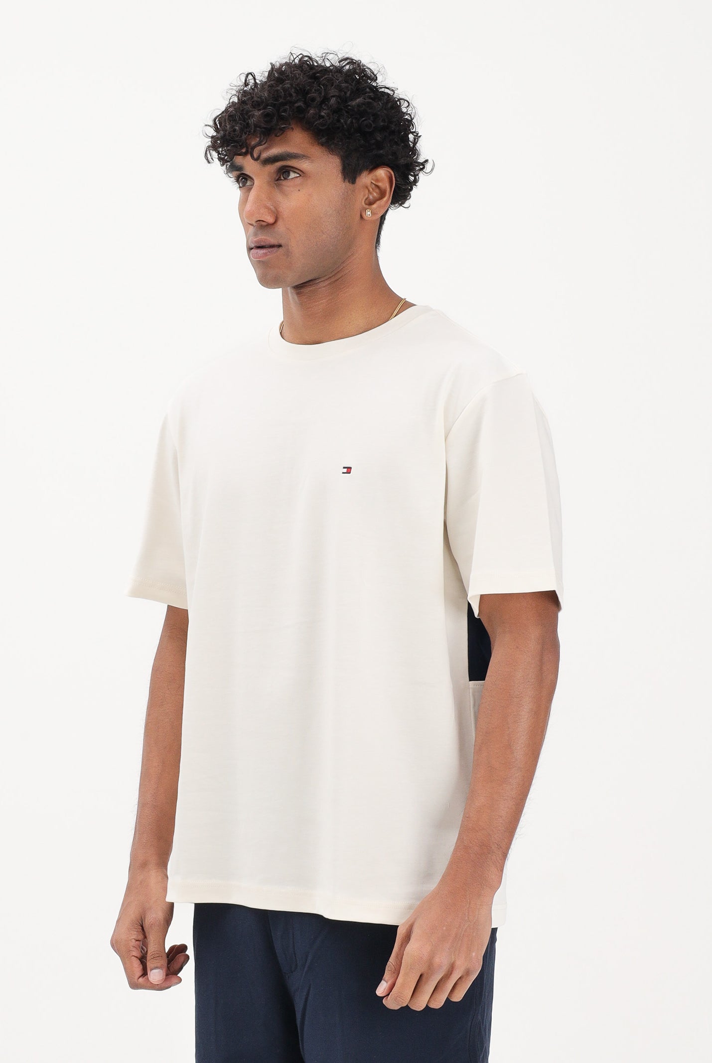 TOMMY HILFIGER T-shirt a manica corta panna da uomo con maxi stampa flag MW0MW42382 Z00 TOMMY HILFIGER
