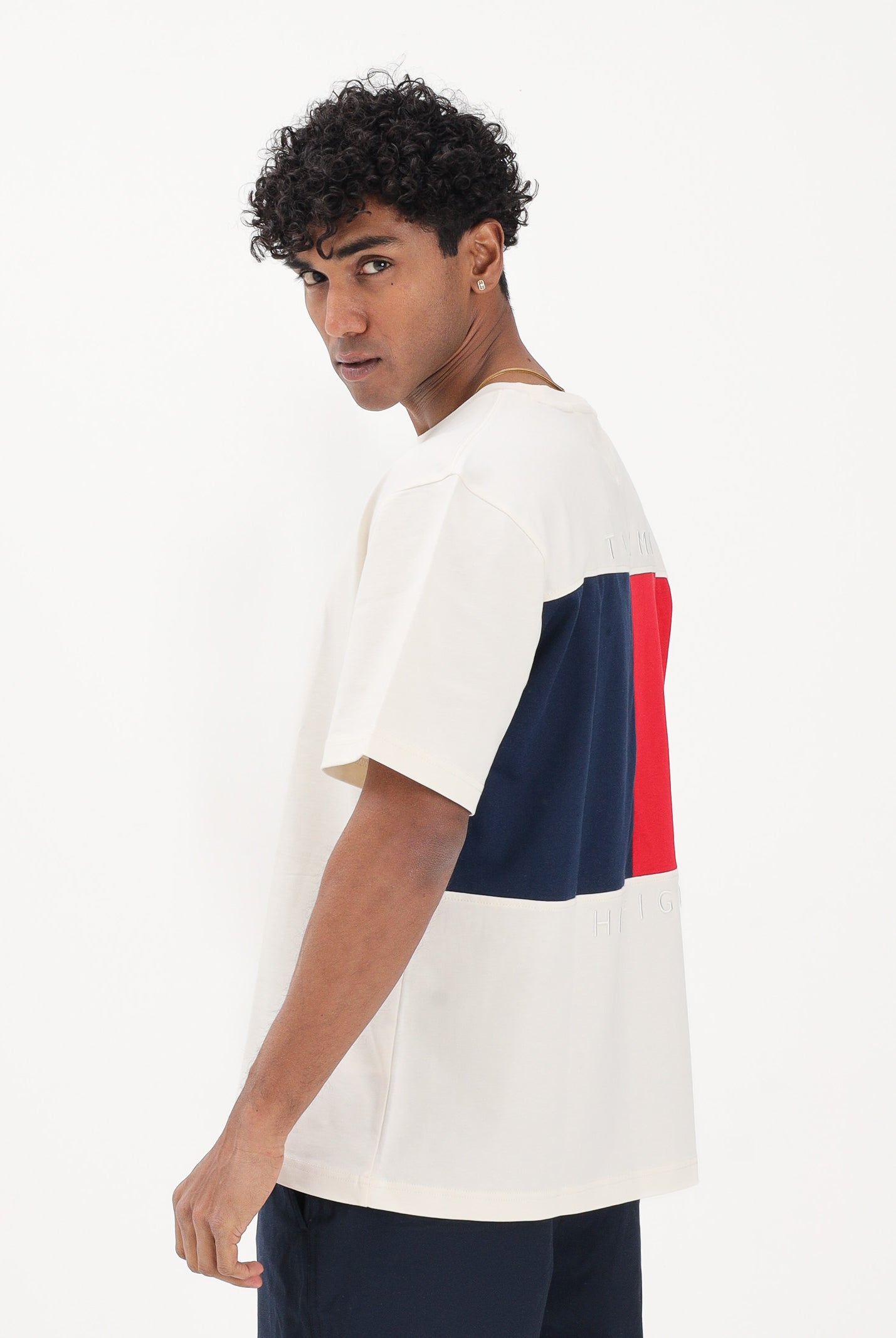 TOMMY HILFIGER T-shirt a manica corta panna da uomo con maxi stampa flag MW0MW42382 Z00 TOMMY HILFIGER