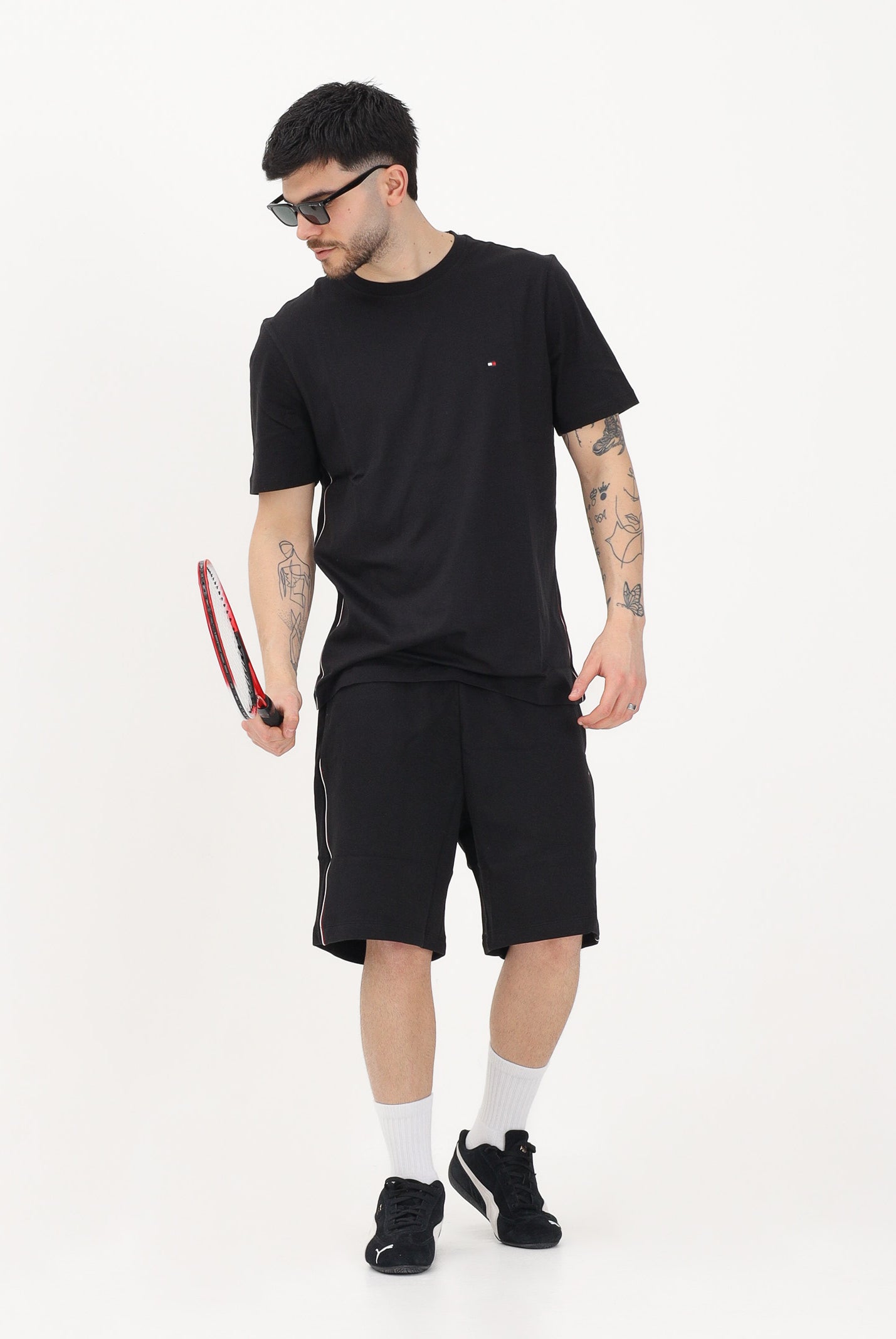 TOMMY HILFIGER Shorts sportivo nero da uomo con banda laterale logata MW0MW42883 BDS TOMMY HILFIGER