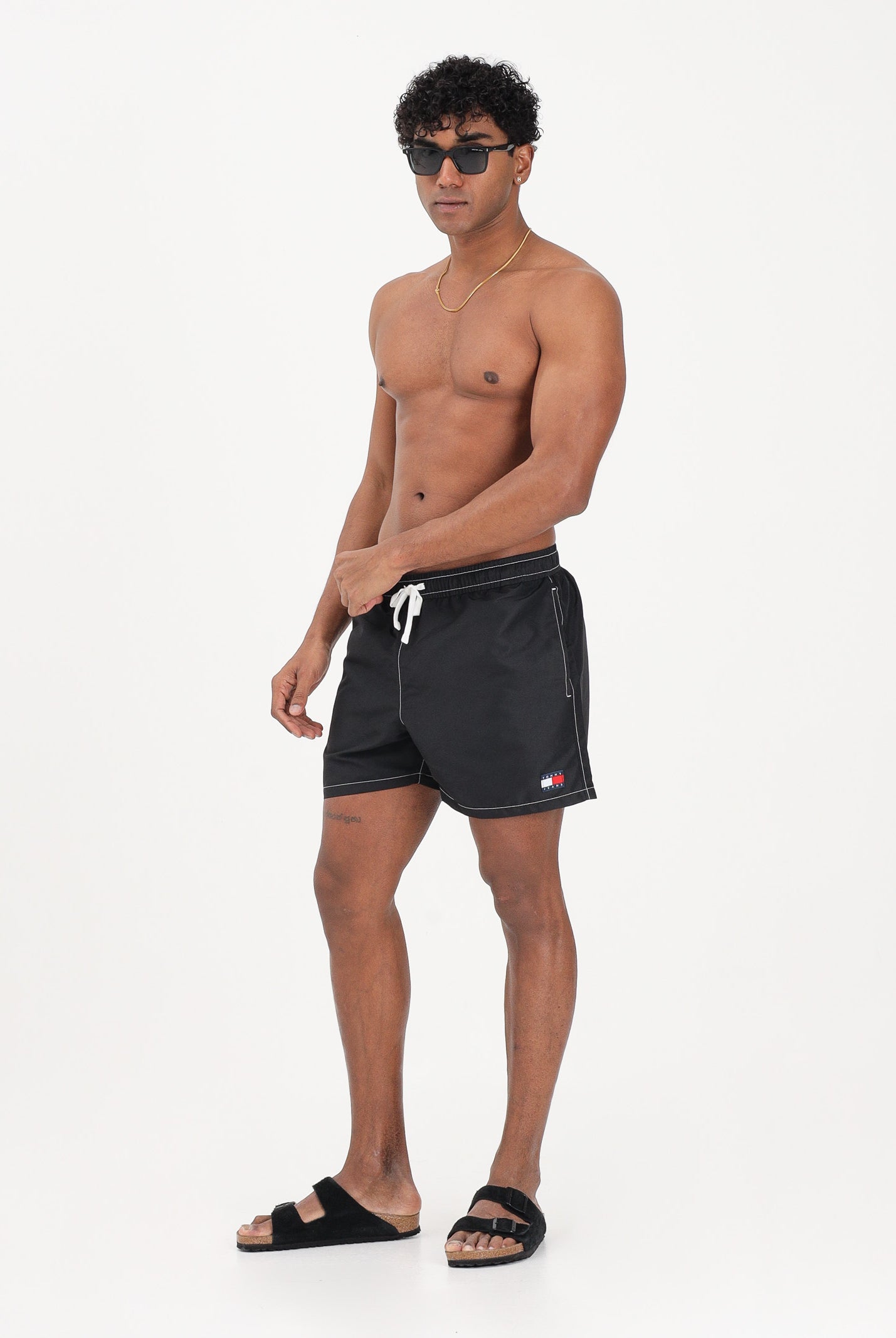 TOMMY HILFIGER Shorts mare nero da uomo con logo UM0UM03852 BDS TOMMY HILFIGER