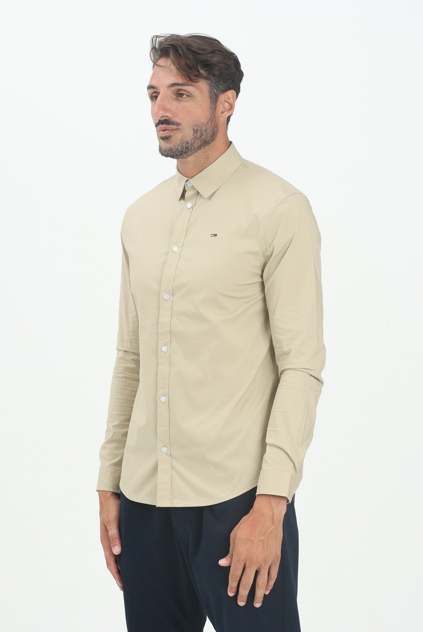 TOMMY JEANS Camicia a manica lunga beige da uomo DM0DM04405RBV . TOMMY JEANS