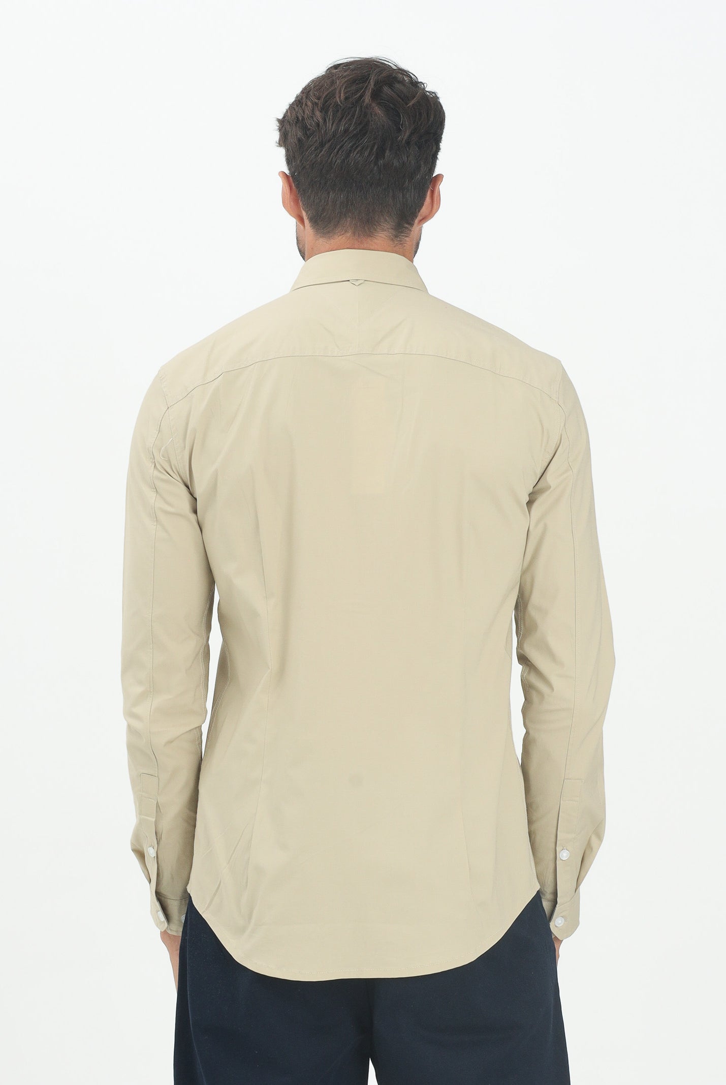 TOMMY JEANS Camicia a manica lunga beige da uomo DM0DM04405RBV . TOMMY JEANS