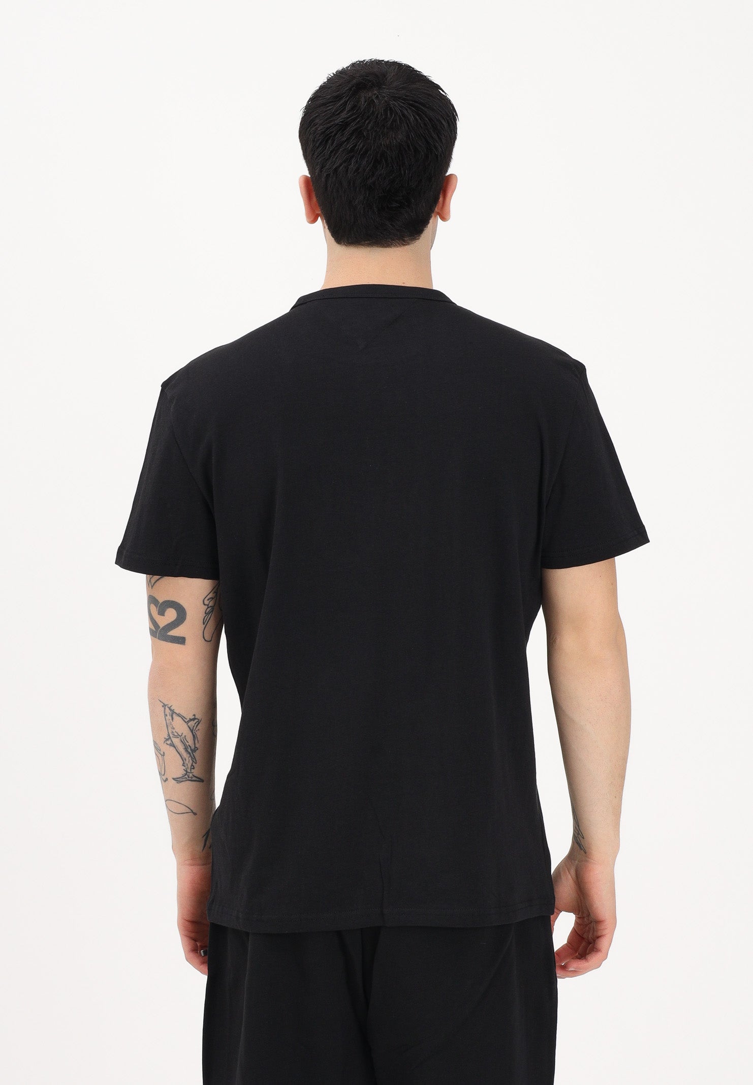 TOMMY JEANS T-shirt a manica corta nera da uomo con ricamo logo DM0DM20322 BDS TOMMY JEANS