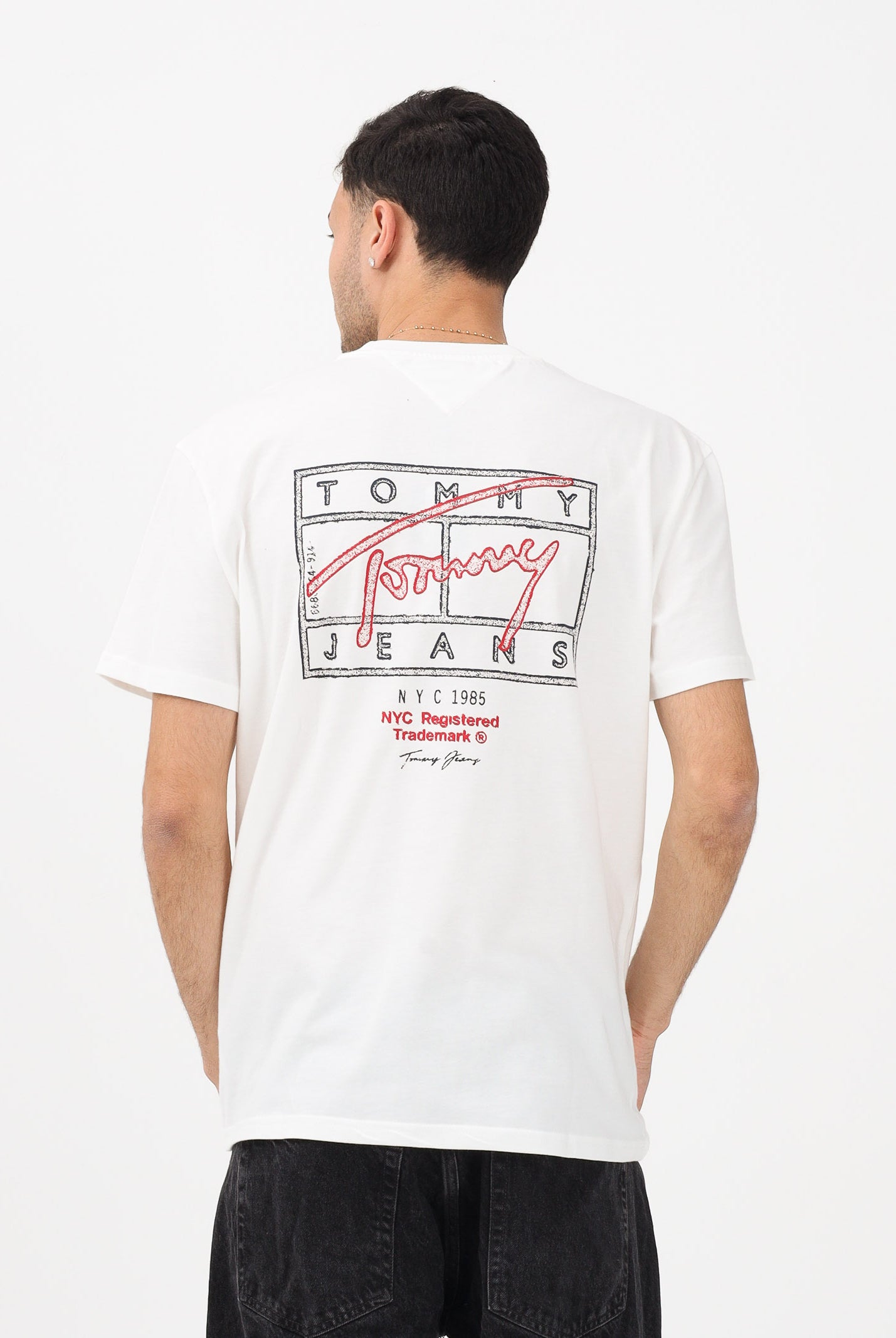 TOMMY JEANS T-shirt a manica corta Signature bianca da uomo DM0DM22319 YBL TOMMY JEANS
