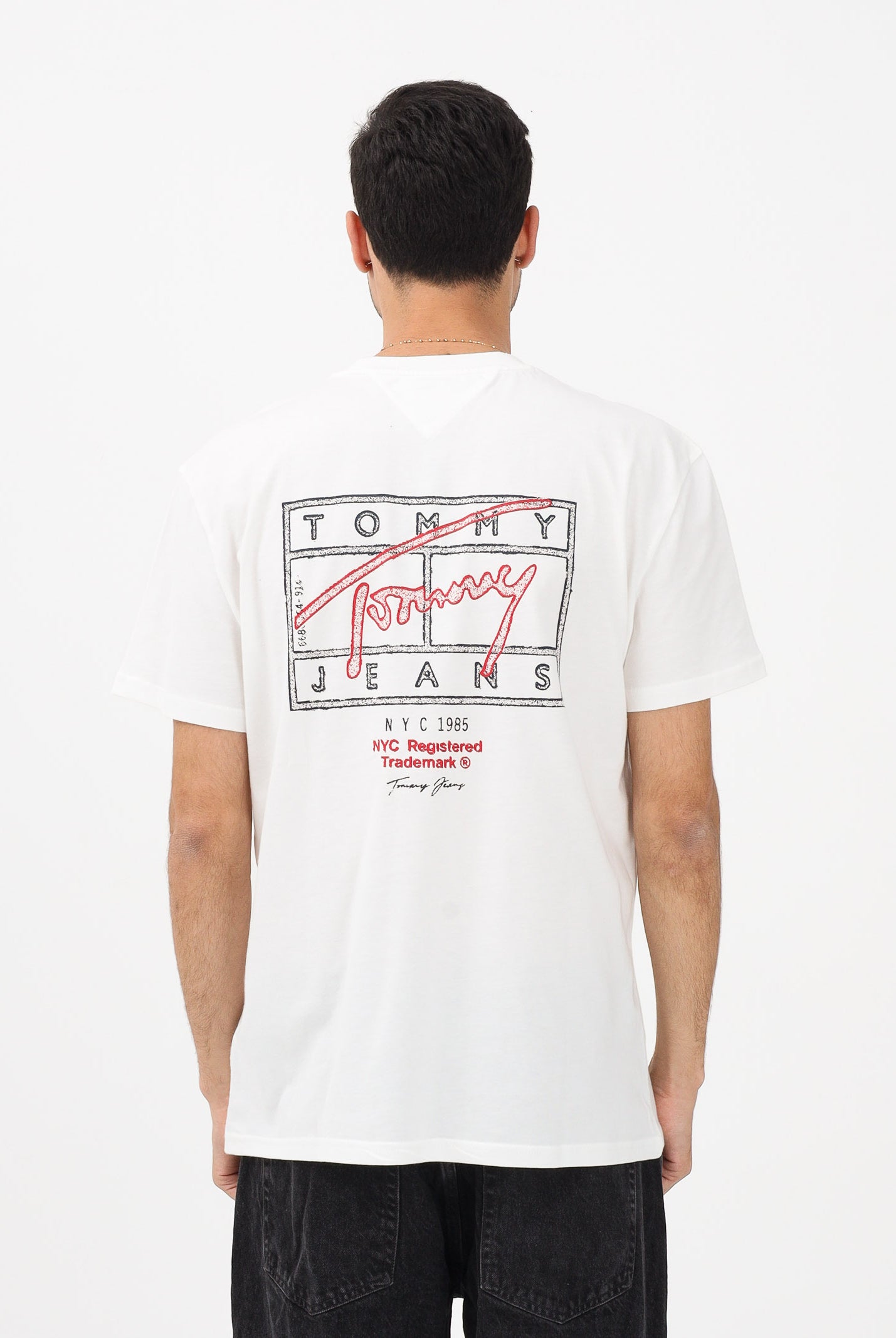 TOMMY JEANS T-shirt a manica corta Signature bianca da uomo DM0DM22319 YBL TOMMY JEANS