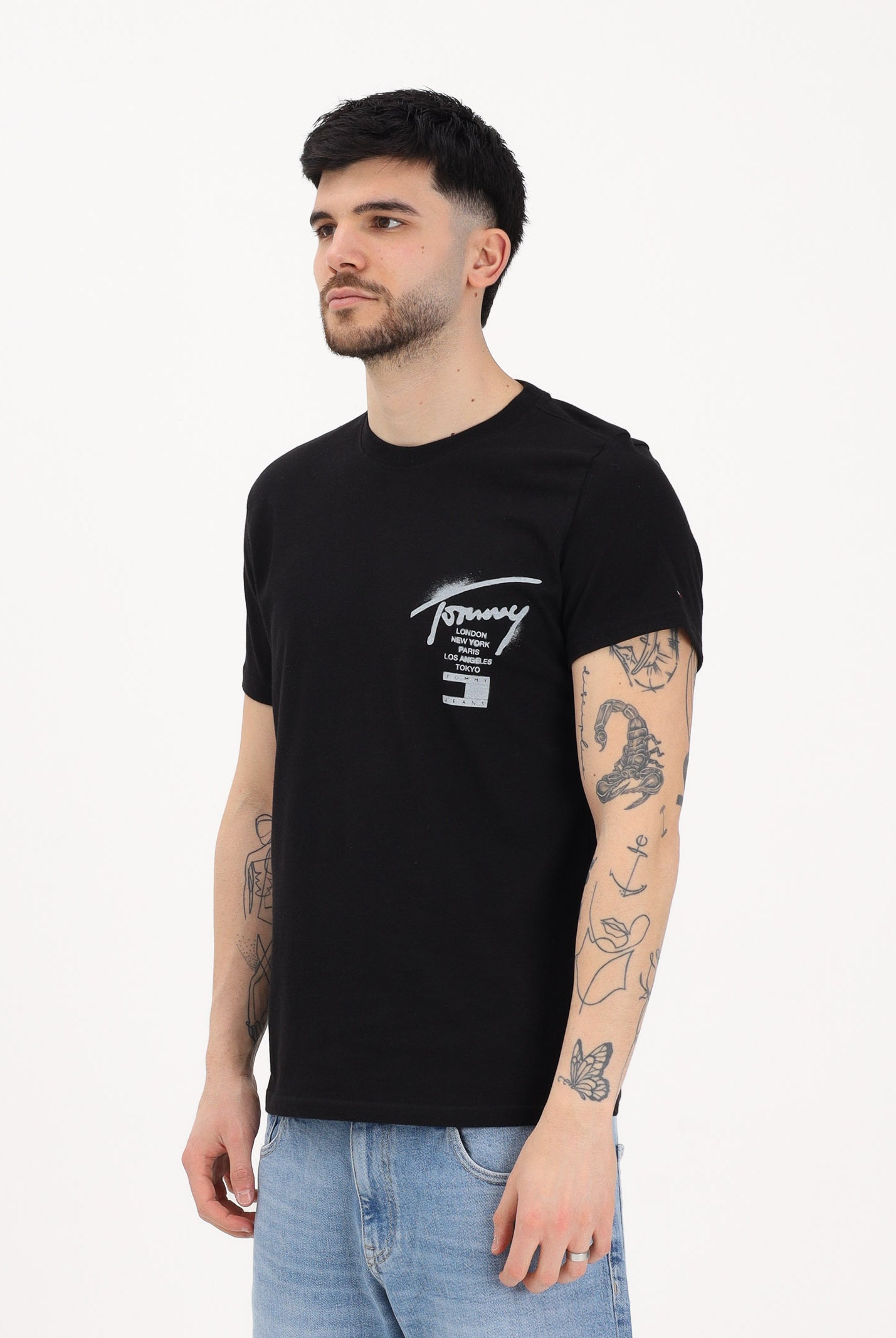 TOMMY JEANS T-shirt a manica corta nera da uomo con stampa logo fronte e retro DM0DM22553 BDS TOMMY JEANS