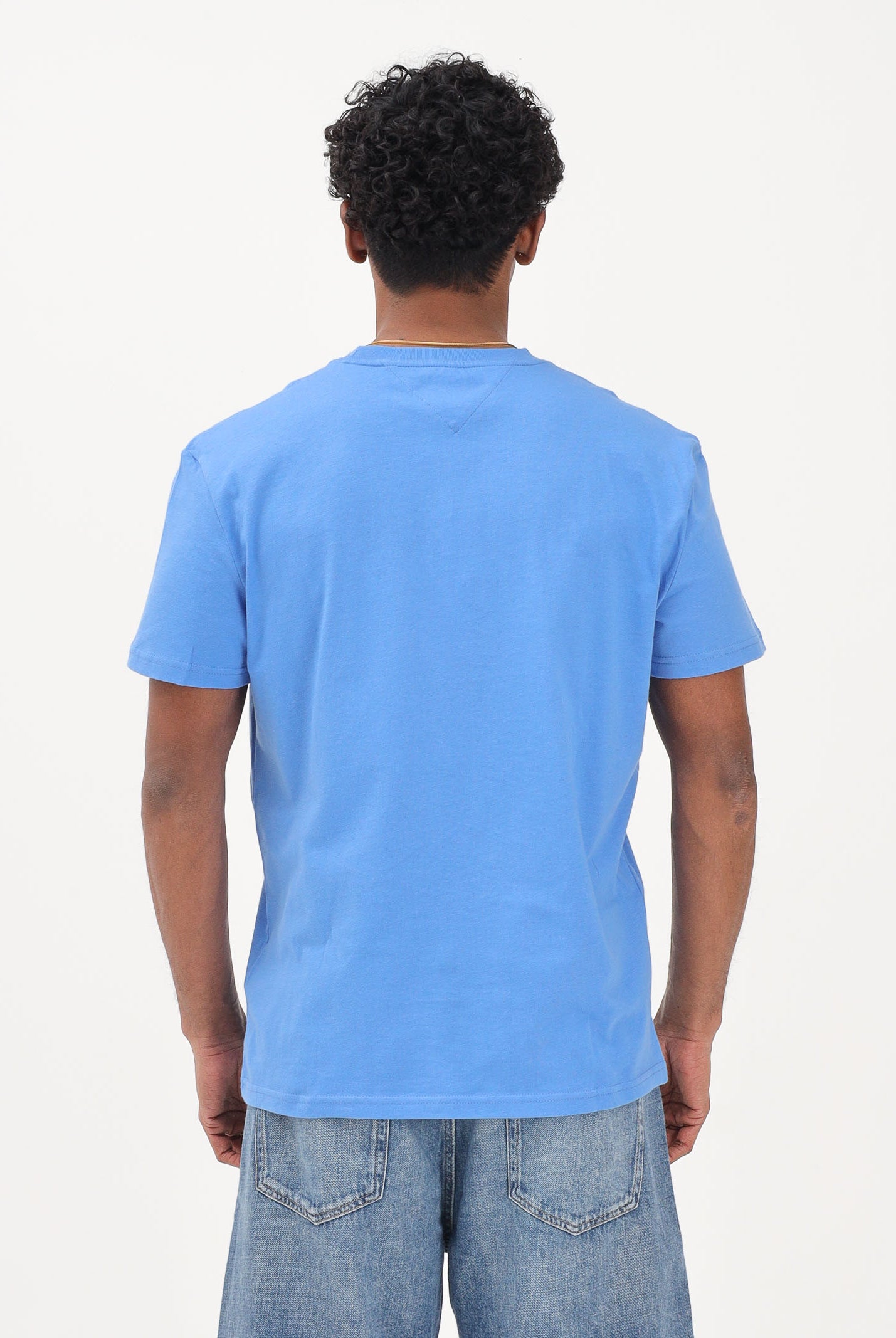 TOMMY JEANS T-shirt a manica corta Flag Badge azzurra da uomo DM0DM22645 C38 TOMMY JEANS