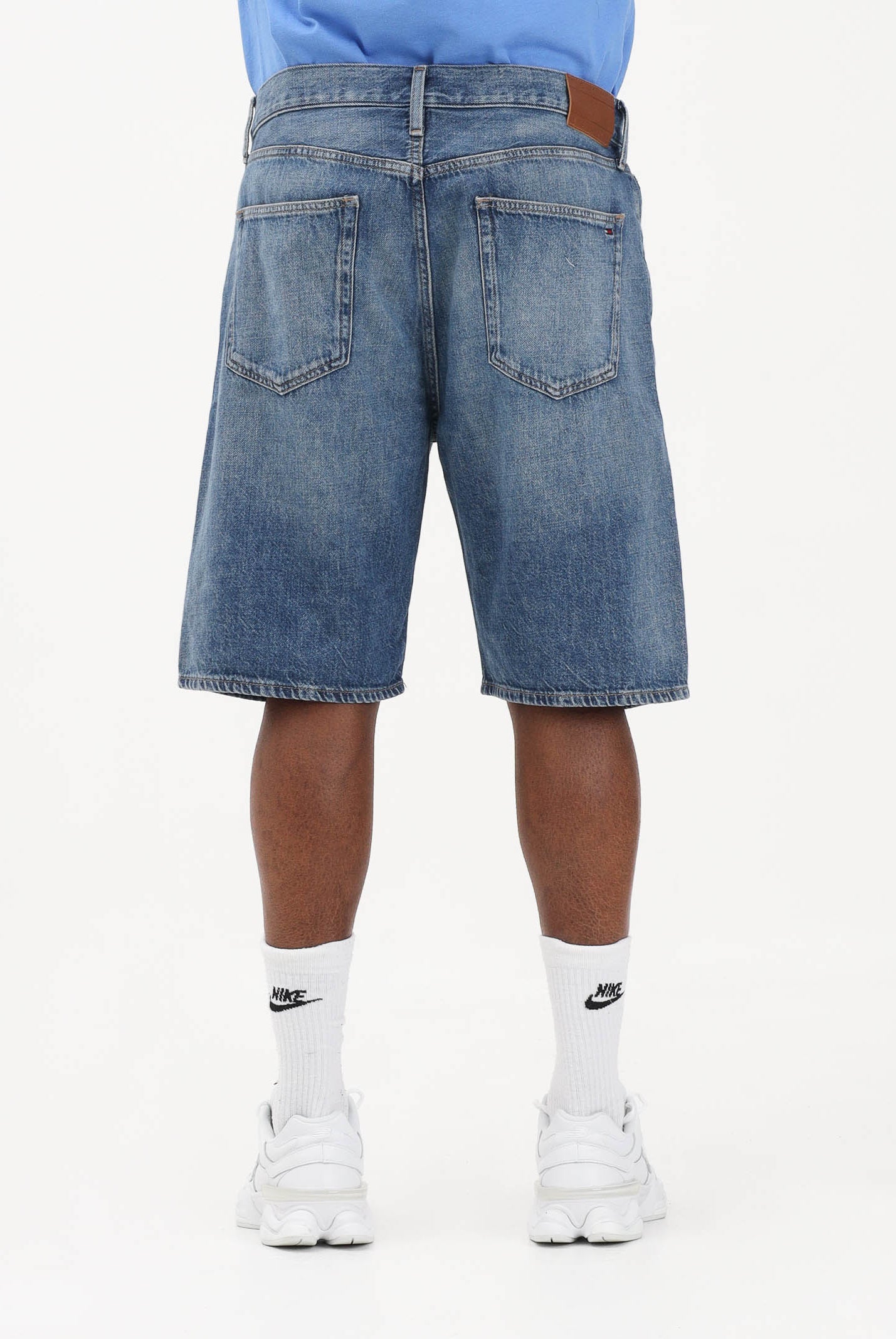 TOMMY JEANS Shorts in denim medio da uomo DM0DM22991 1BK TOMMY JEANS