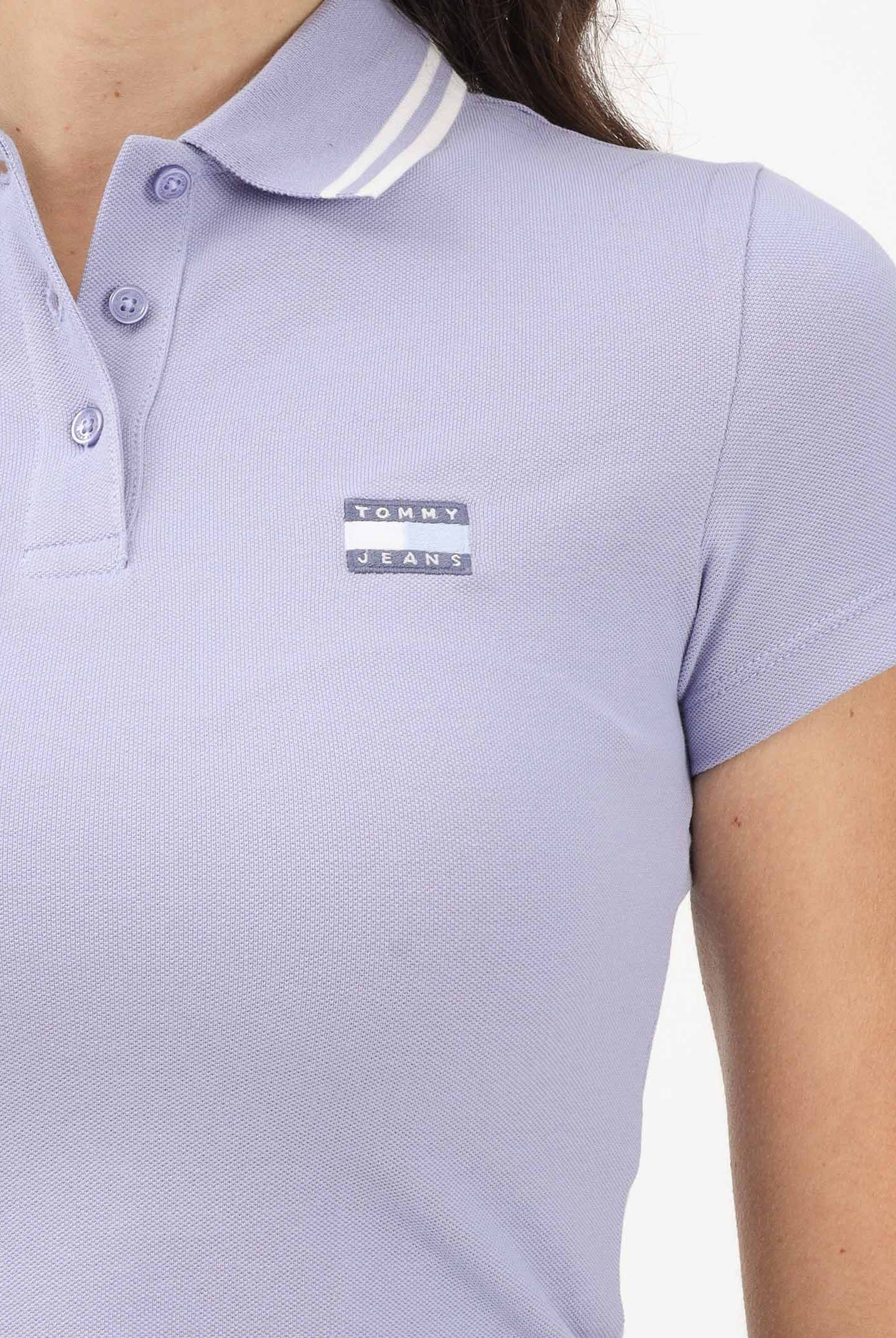 TOMMY JEANS Polo a manica corta lilla da donna con logo DW0DW21932 C5U TOMMY JEANS
