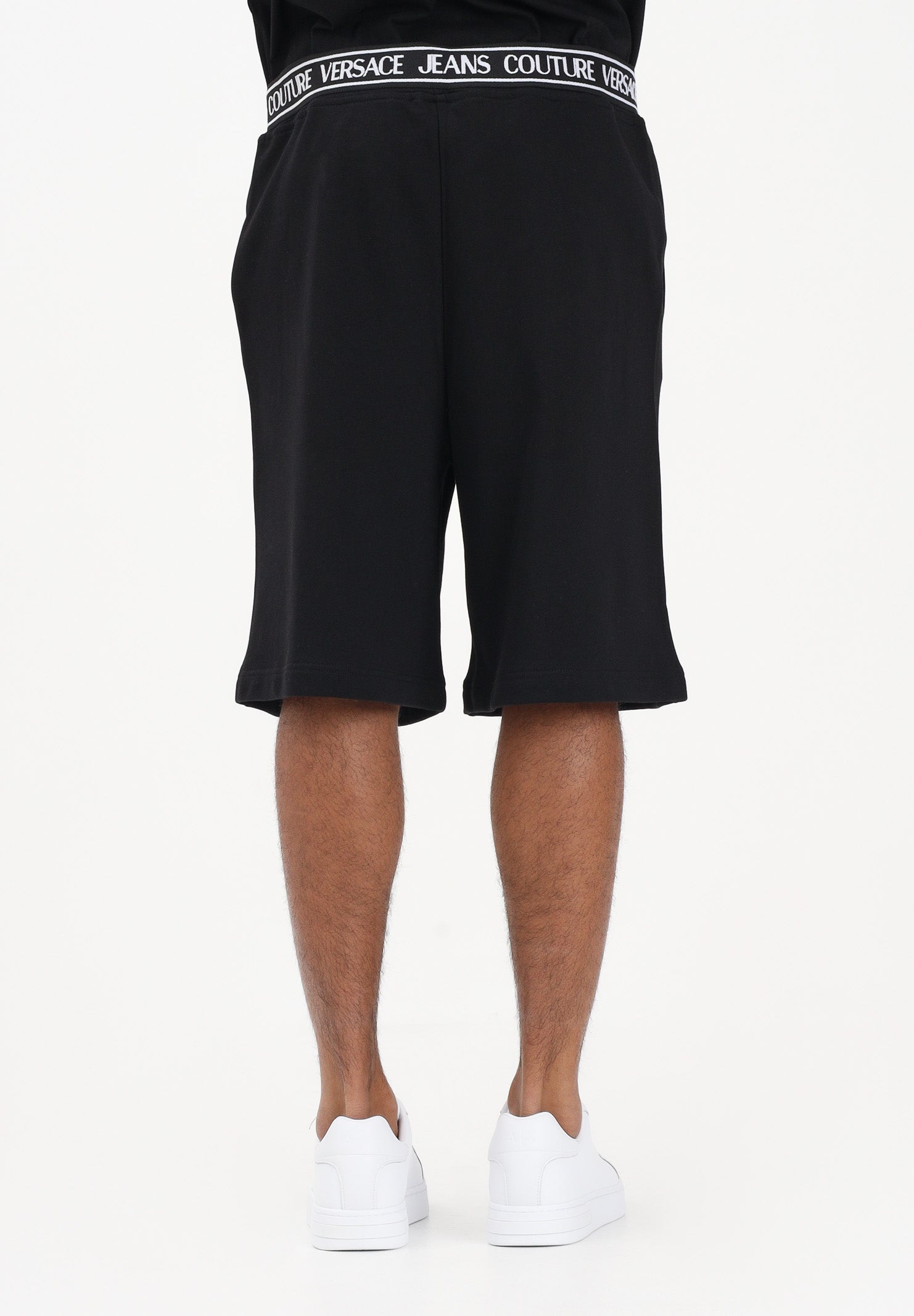 VERSACE JEANS COUTURE Shorts sportivo nero da uomo con girovita logato 80GADT16CF01T 899 VERSACE JEANS COUTURE
