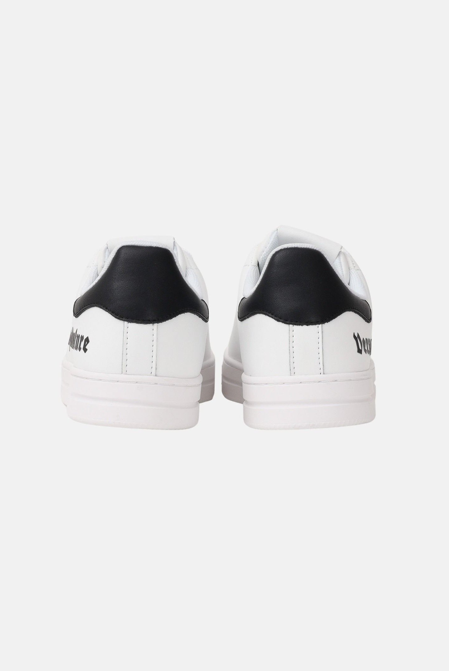 VERSACE JEANS COUTURE Sneakers bianche e nere da uomo con logo 80YA3SKCZPB83 003 VERSACE JEANS COUTURE